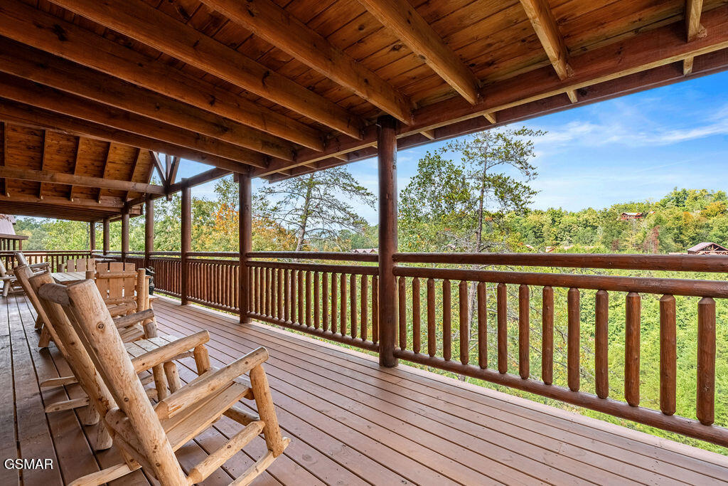 2852 Owens Ridge Way Sevierville TN 37876