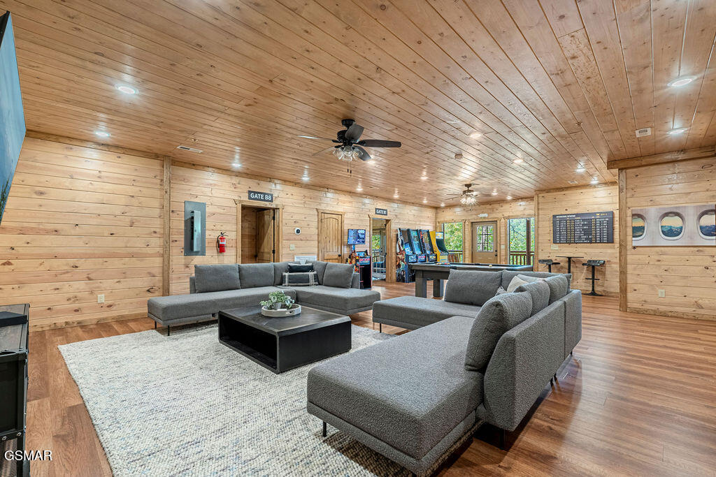 2852 Owens Ridge Way Sevierville TN 37876