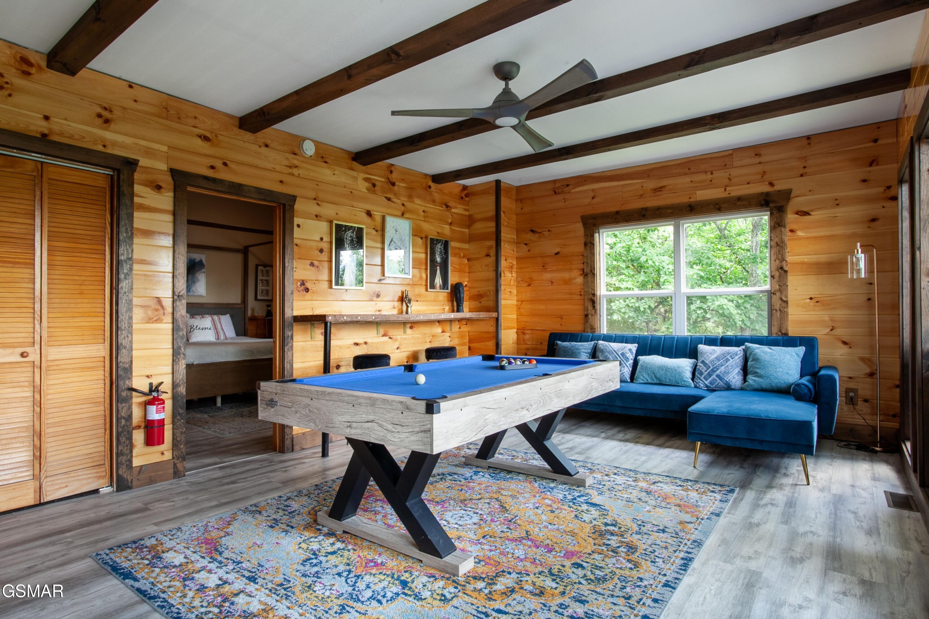 920 Falcon View Way Sevierville TN 37862