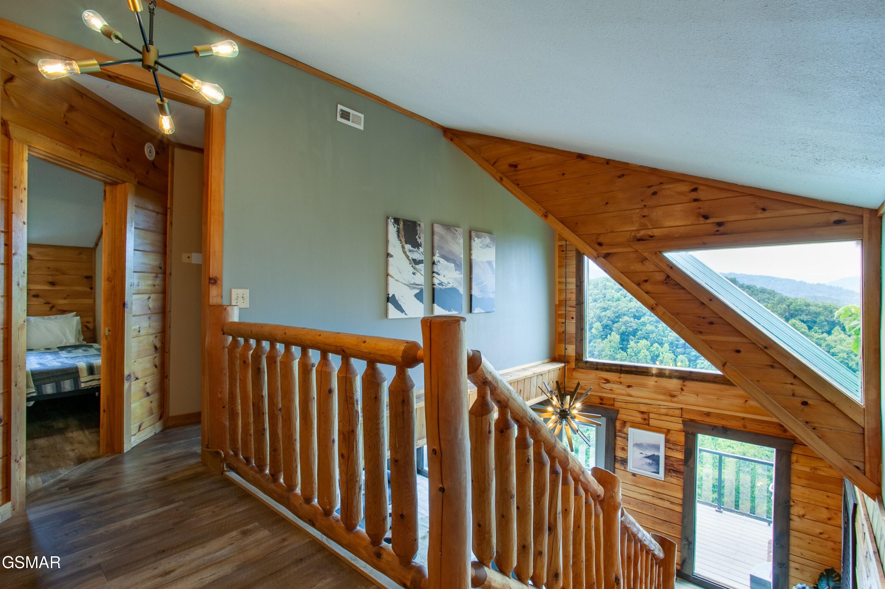 920 Falcon View Way Sevierville TN 37862