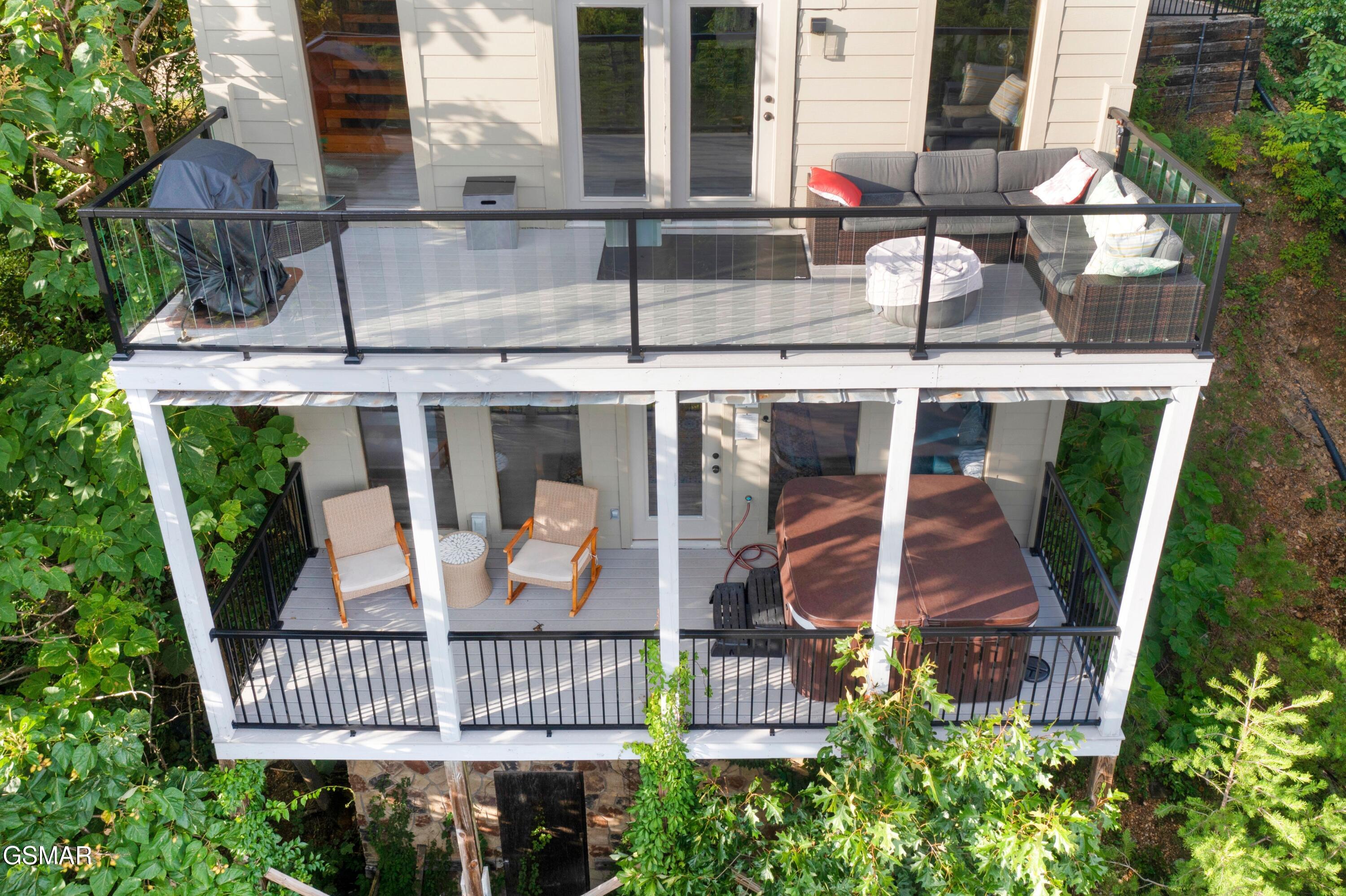 920 Falcon View Way Sevierville TN 37862