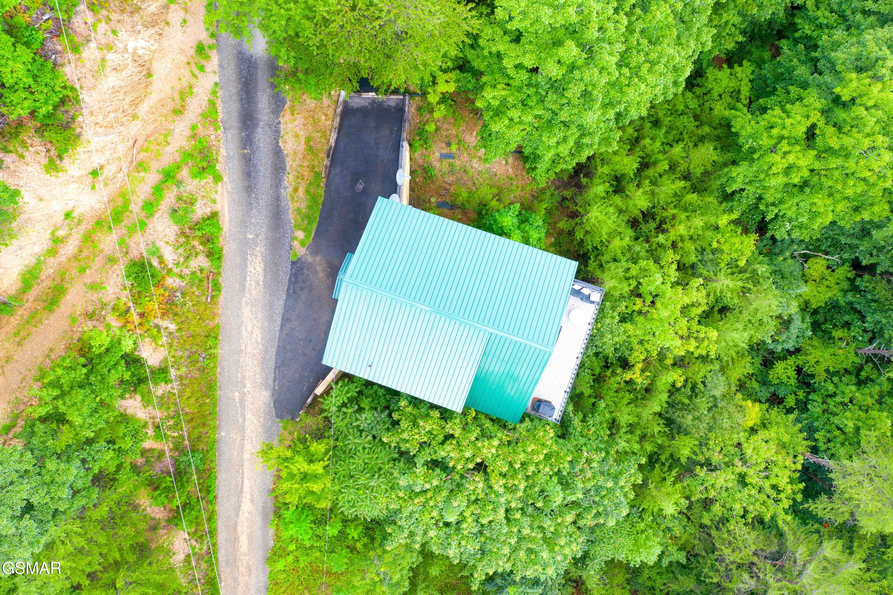 920 Falcon View Way Sevierville TN 37862