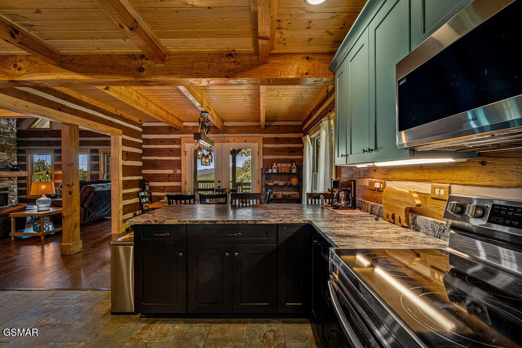 335 Hawken Drive Walland TN 37886