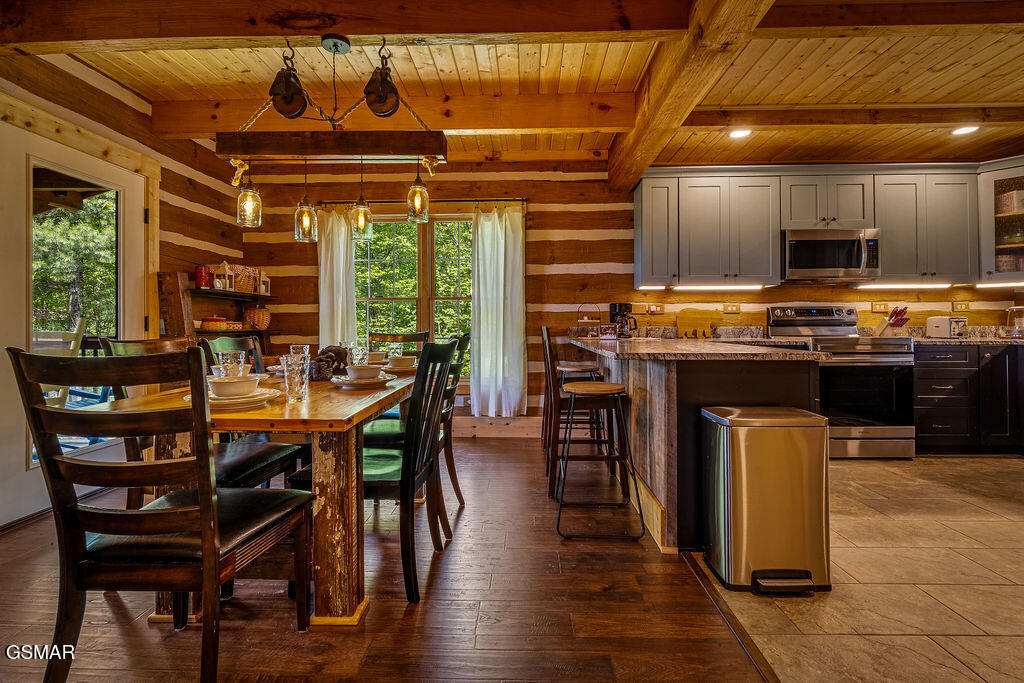 335 Hawken Drive Walland TN 37886