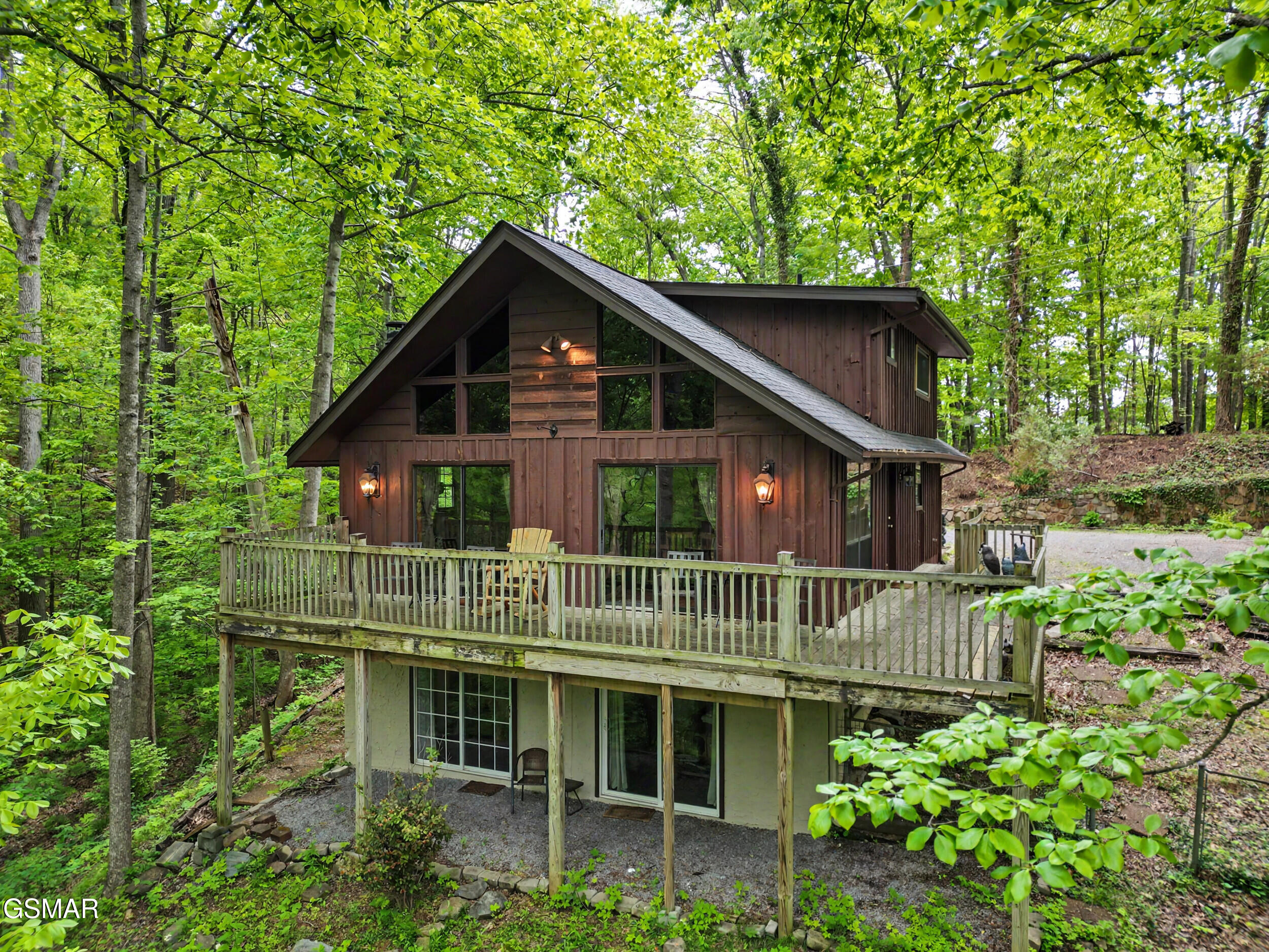 425 Hemlock Lane Sevierville TN 37876