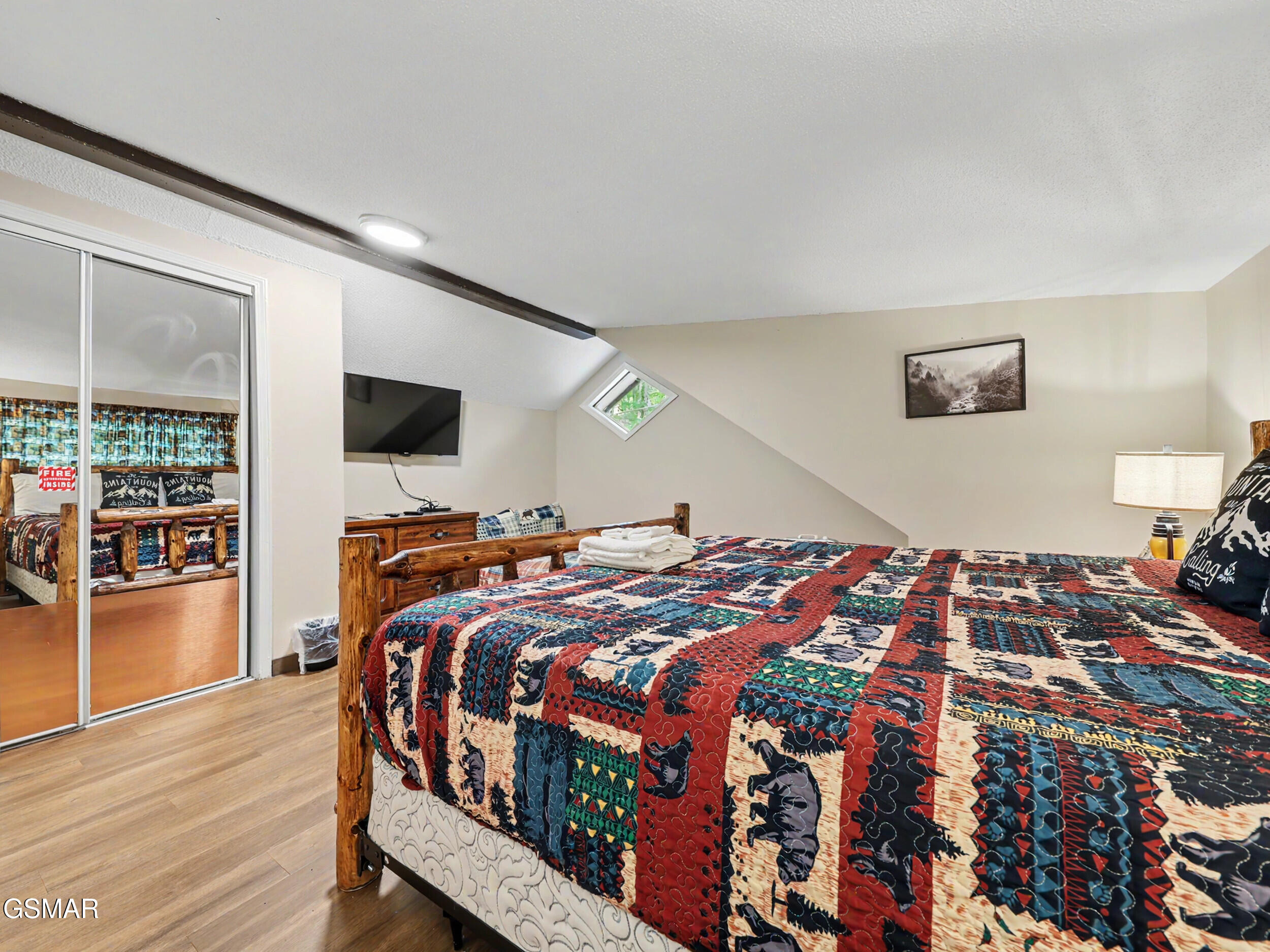 425 Hemlock Lane Sevierville TN 37876