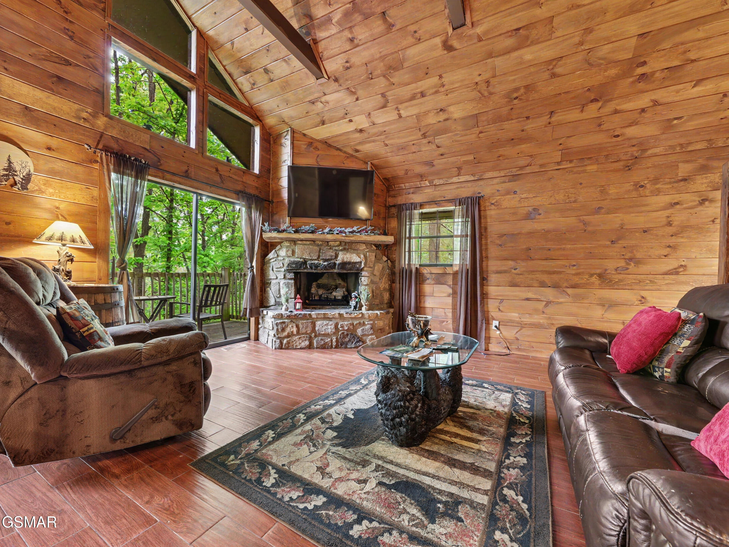 425 Hemlock Lane Sevierville TN 37876
