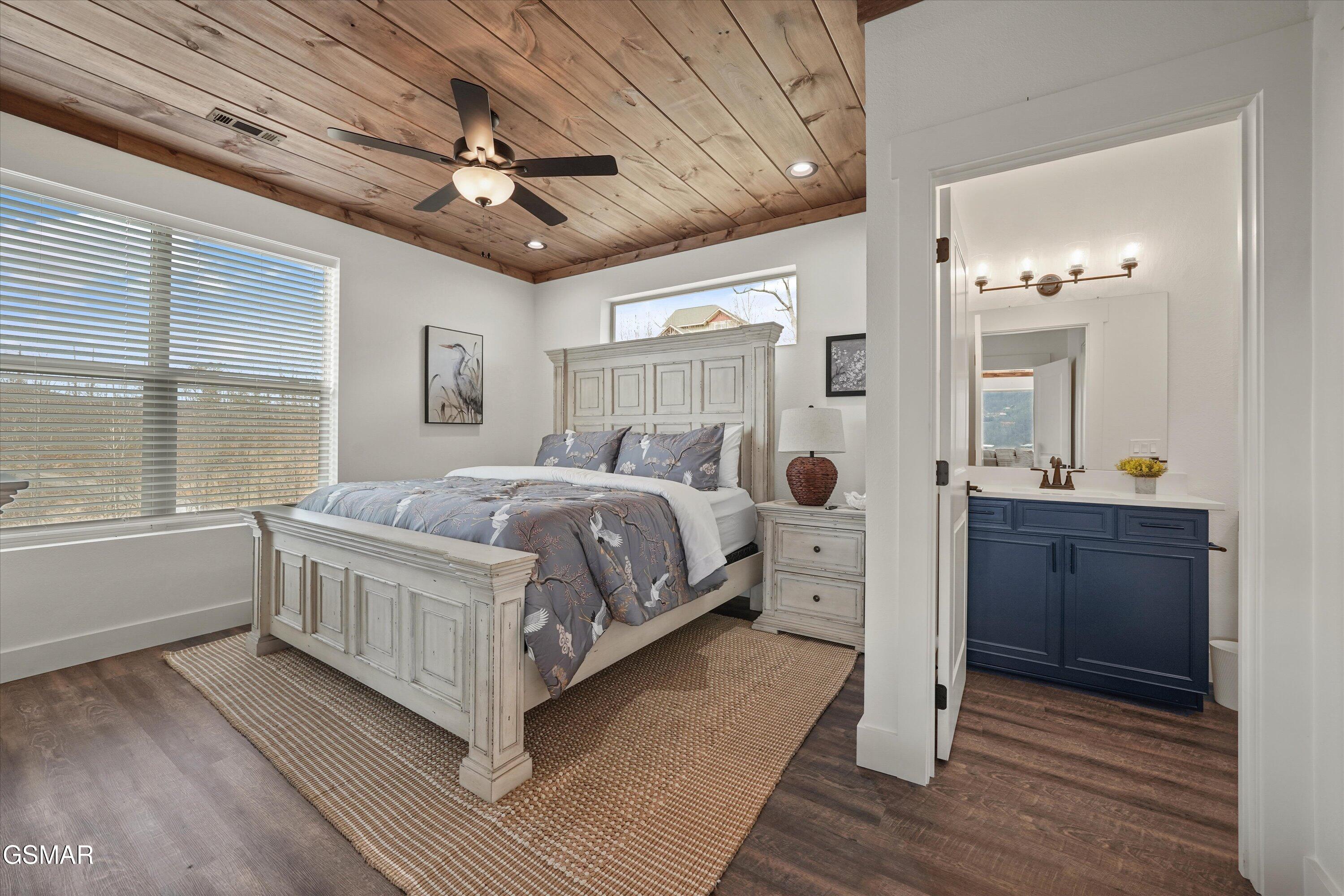 287 Laurel Oaks Way Gatlinburg TN 37738