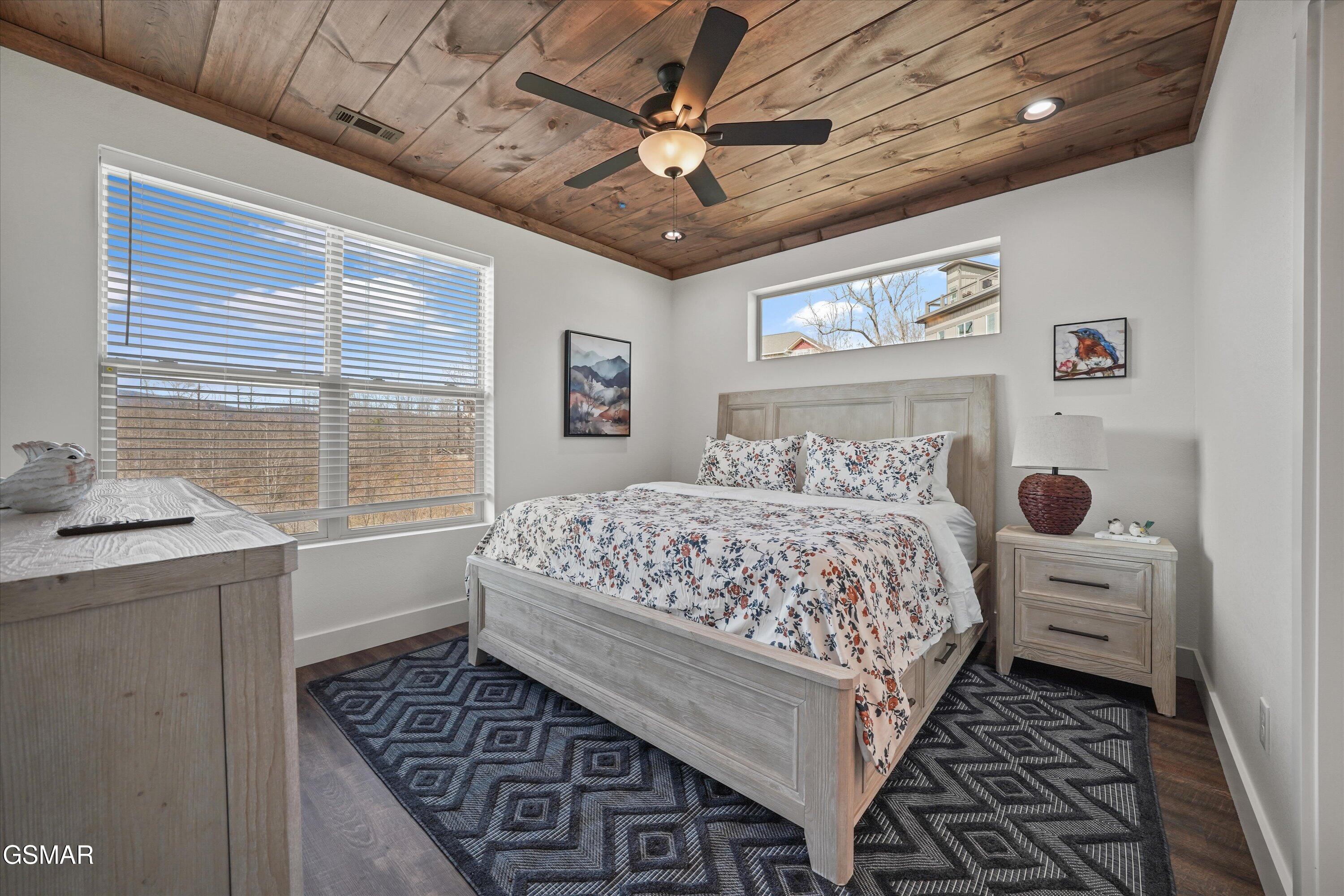 287 Laurel Oaks Way Gatlinburg TN 37738