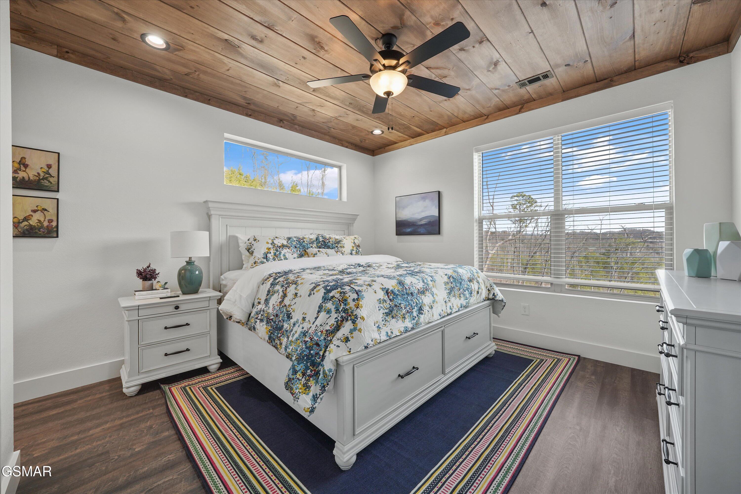 287 Laurel Oaks Way Gatlinburg TN 37738