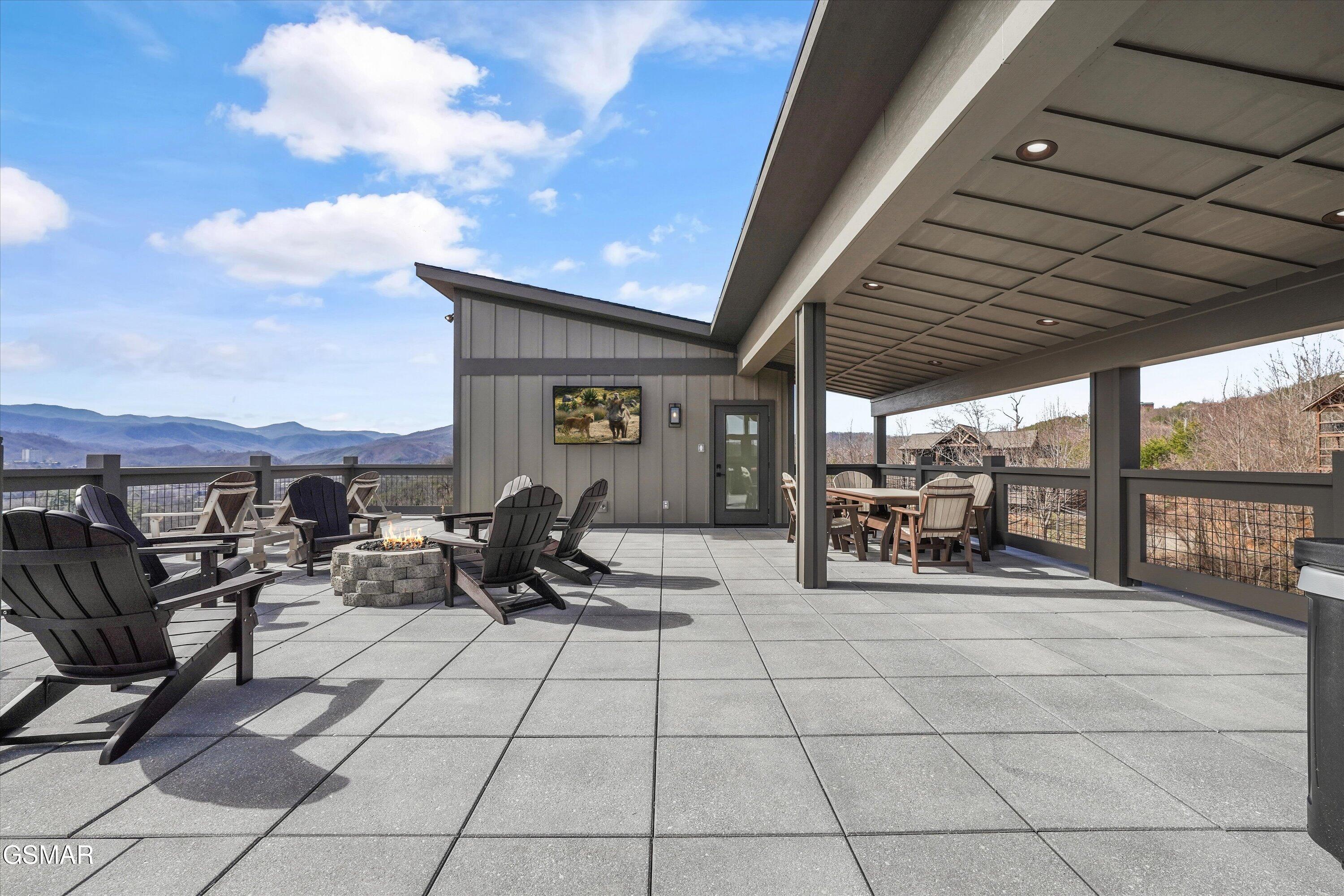 287 Laurel Oaks Way Gatlinburg TN 37738