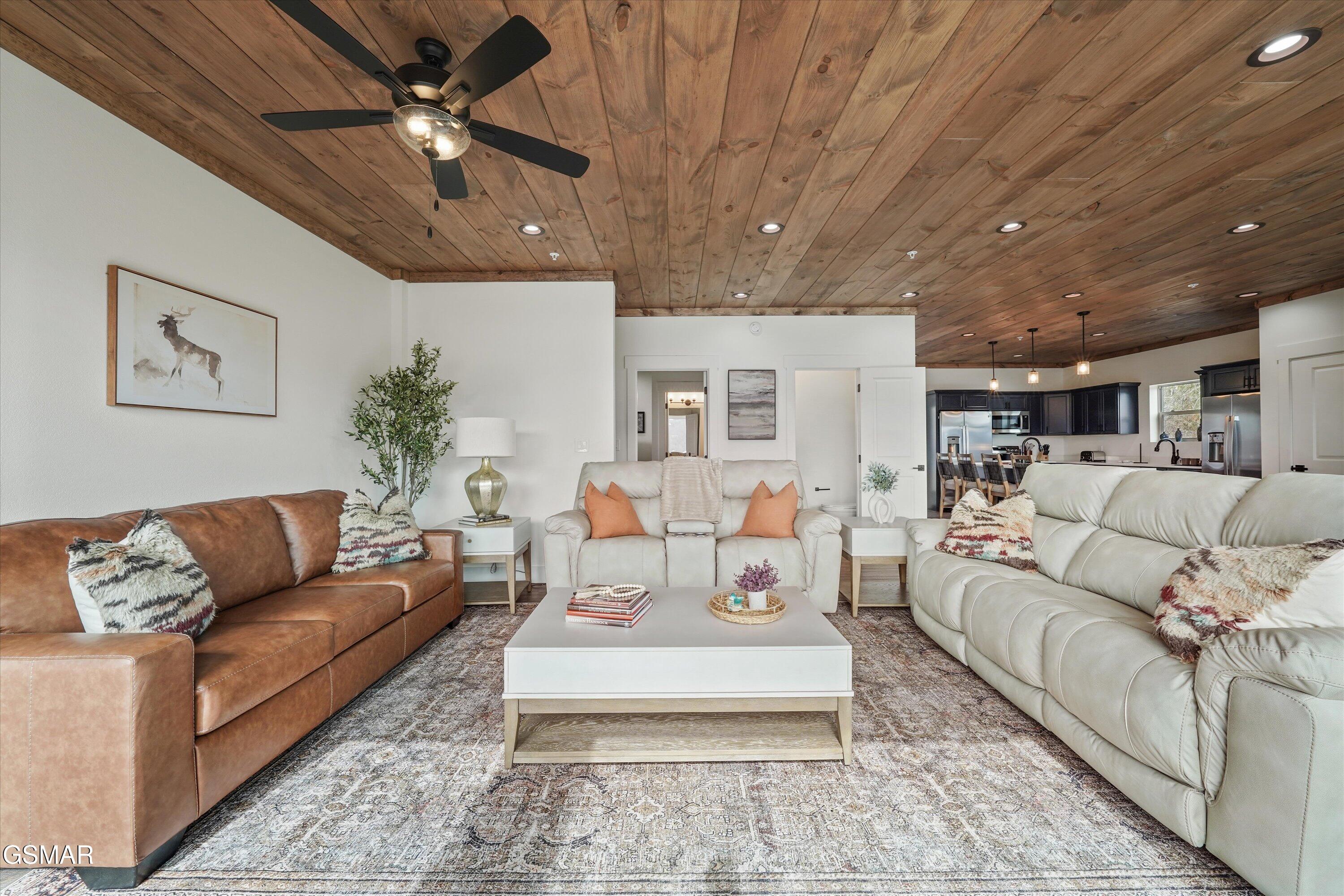 287 Laurel Oaks Way Gatlinburg TN 37738