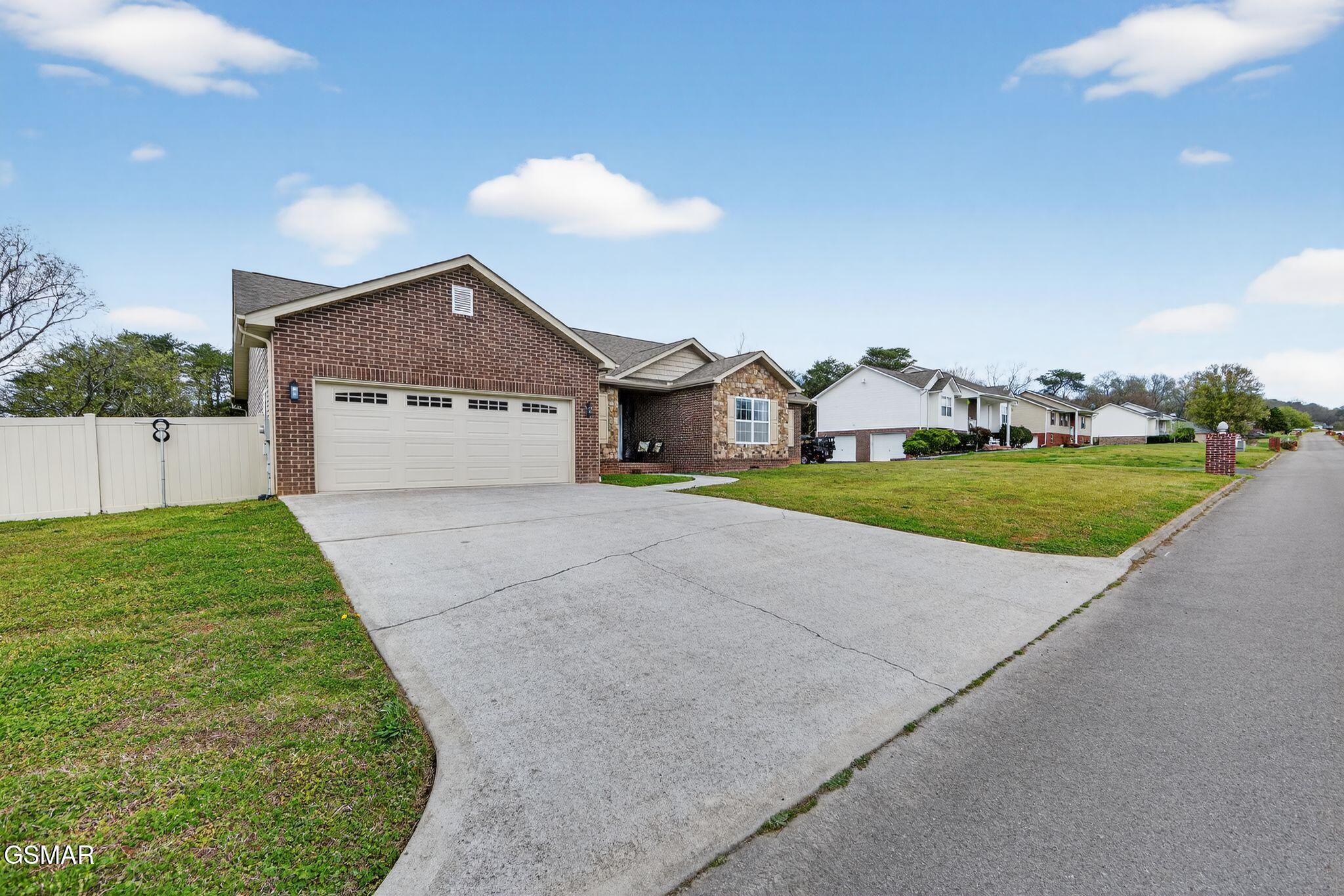 1865 River Vista Circle Sevierville TN 37876