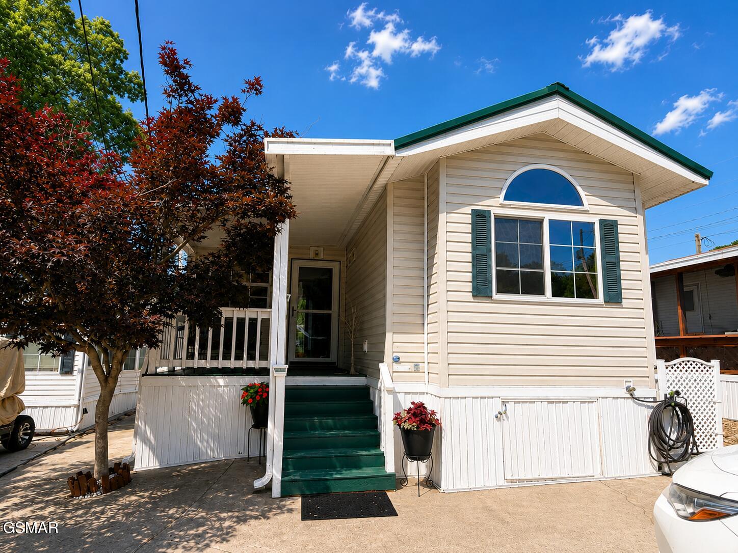 5355 Parkway Cosby TN 37722