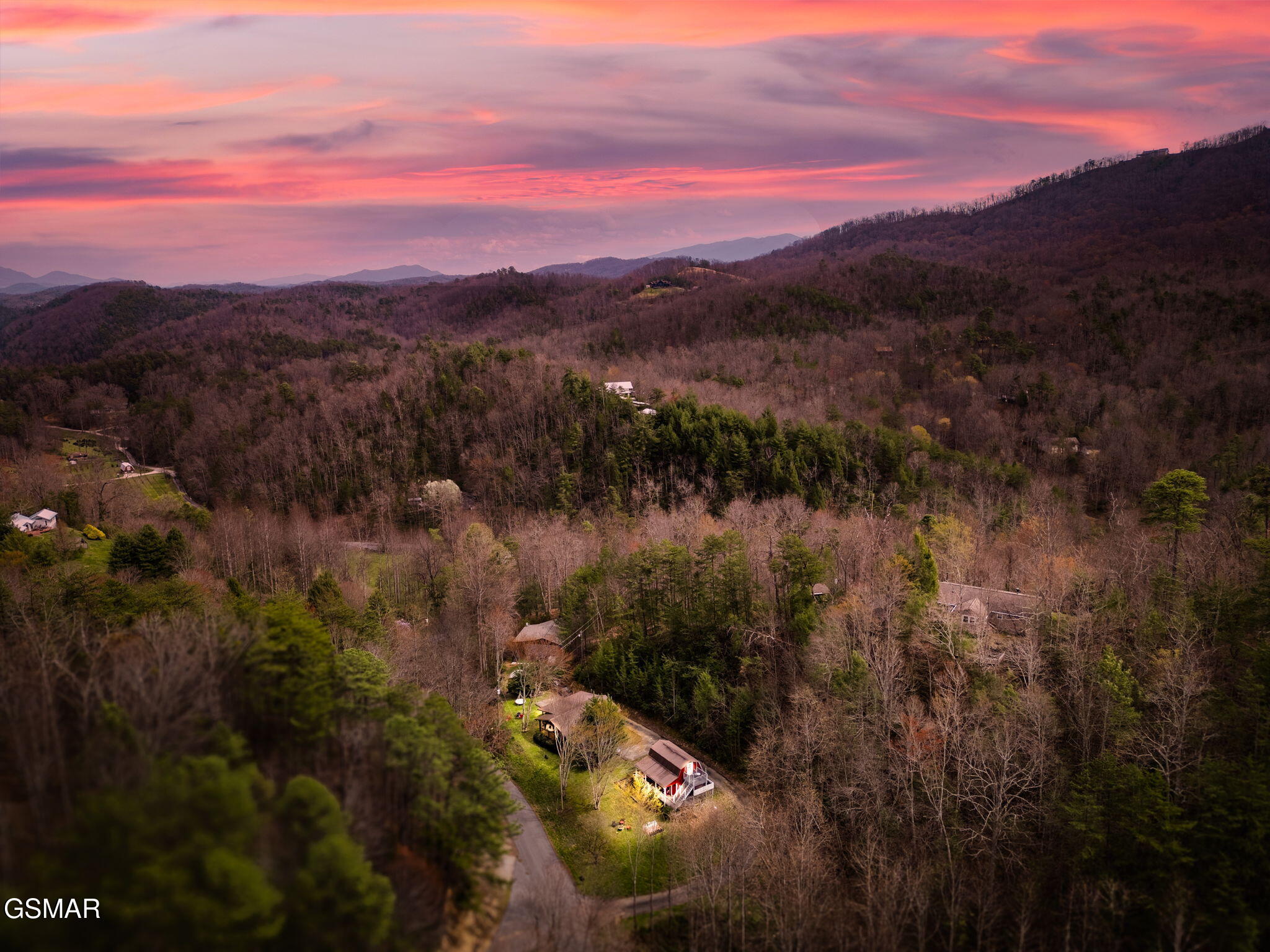 4424 & 4428 Grindstone Ridge Road Pigeon Forge TN 37863