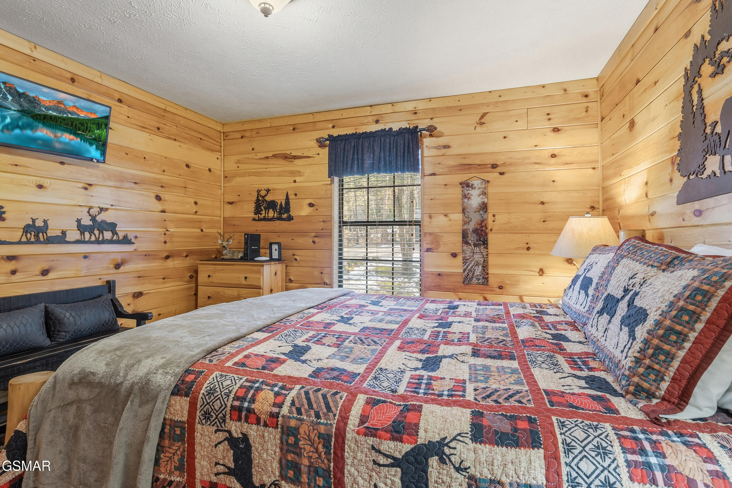 1944 Anderson Way Sevierville TN 37876