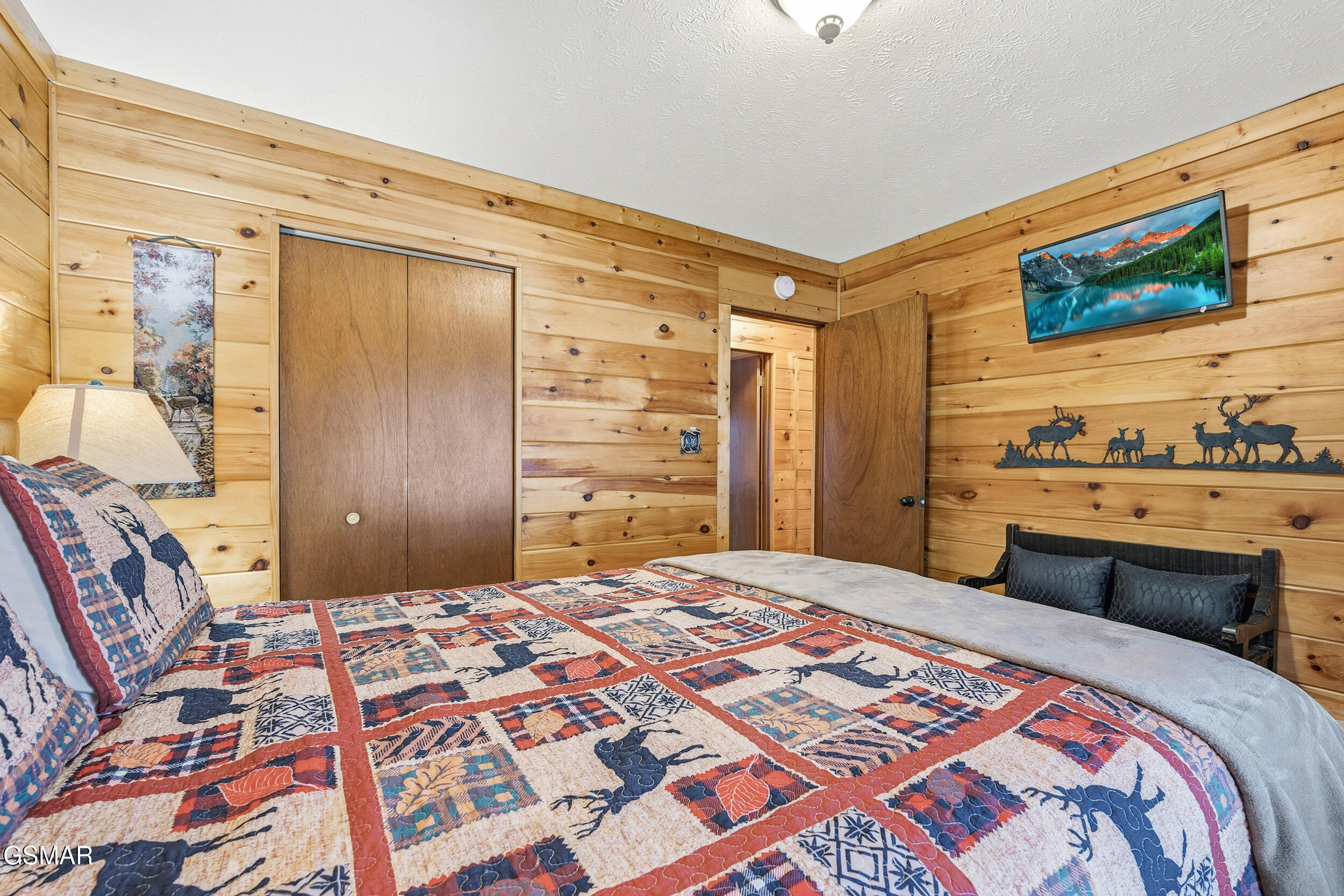 1944 Anderson Way Sevierville TN 37876