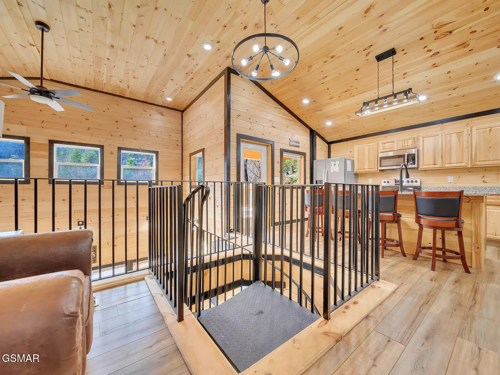 615 Lethco Way Pigeon Forge TN 37863