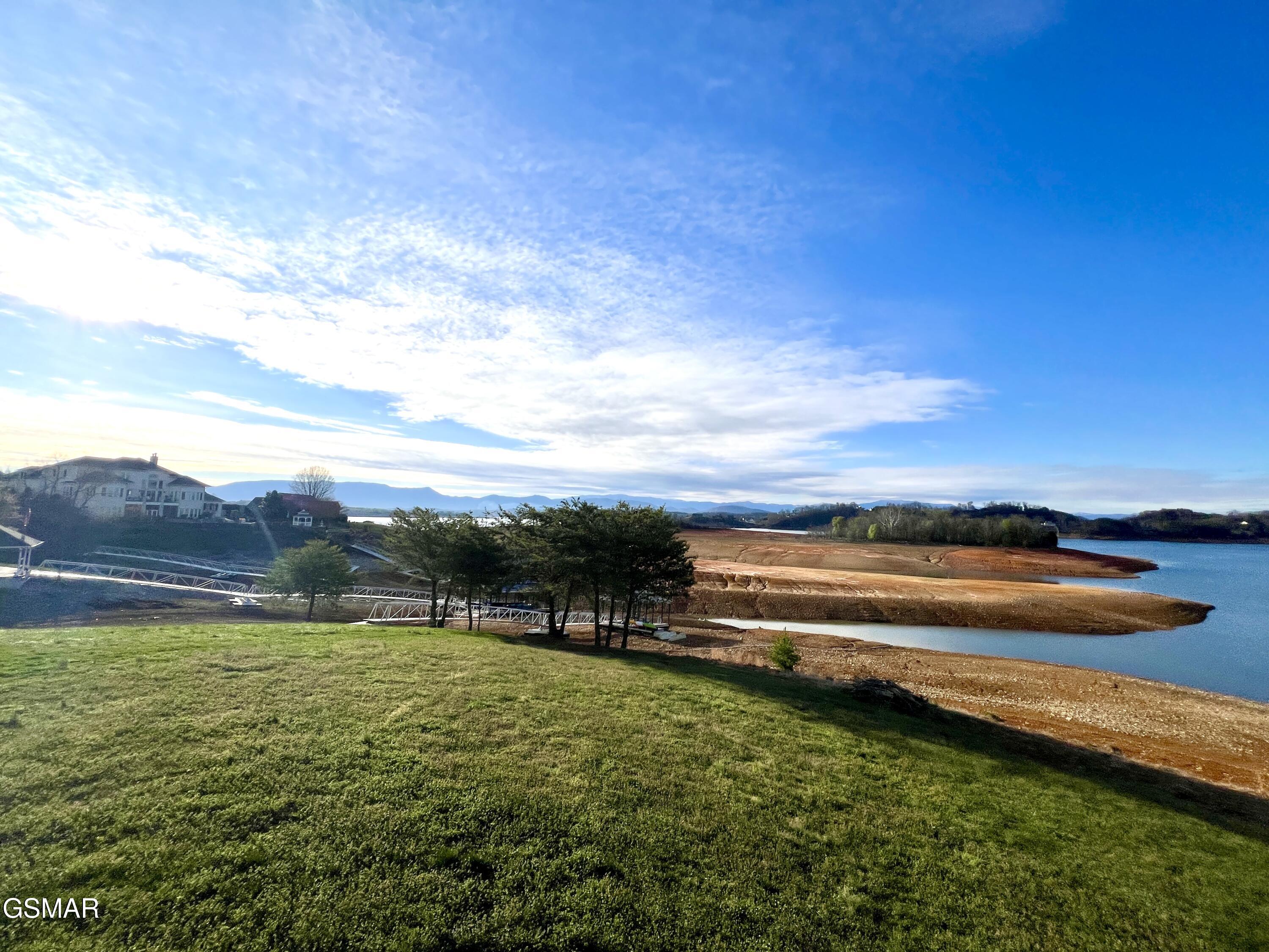 614 Watercrest Lane Dandridge TN 37725