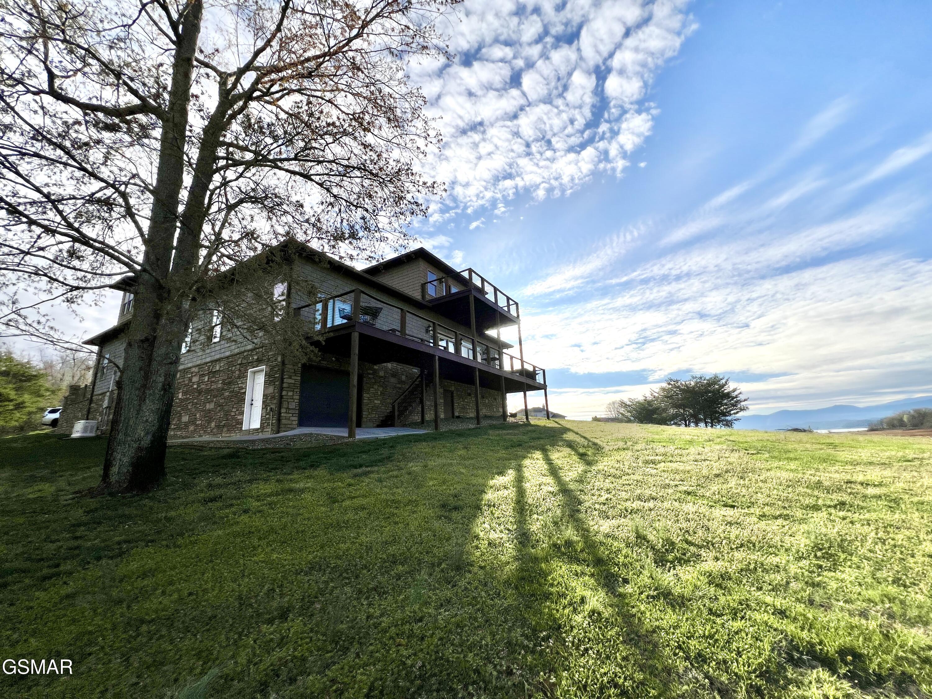 614 Watercrest Lane Dandridge TN 37725