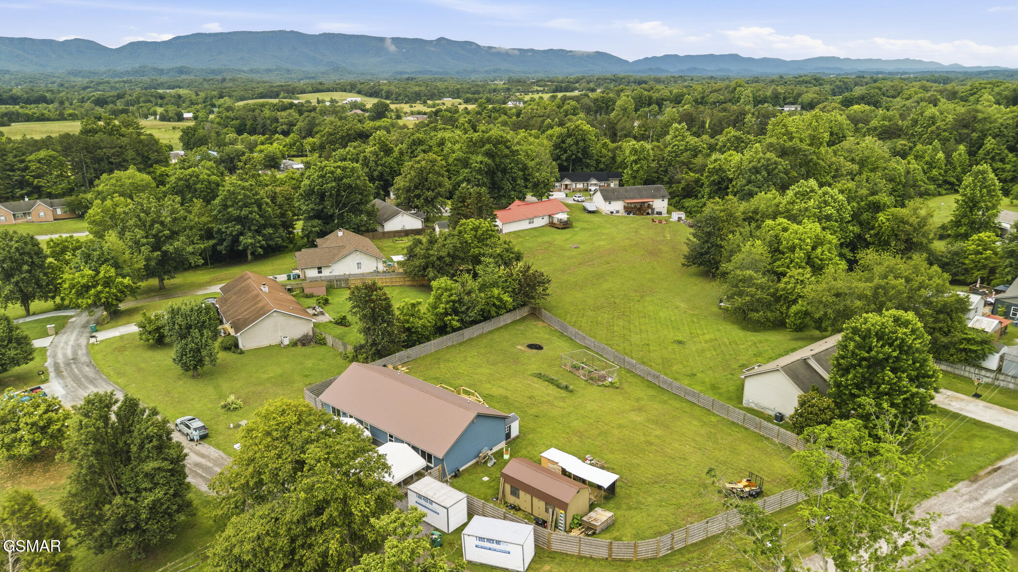 215 Carr Road Seymour TN 37865