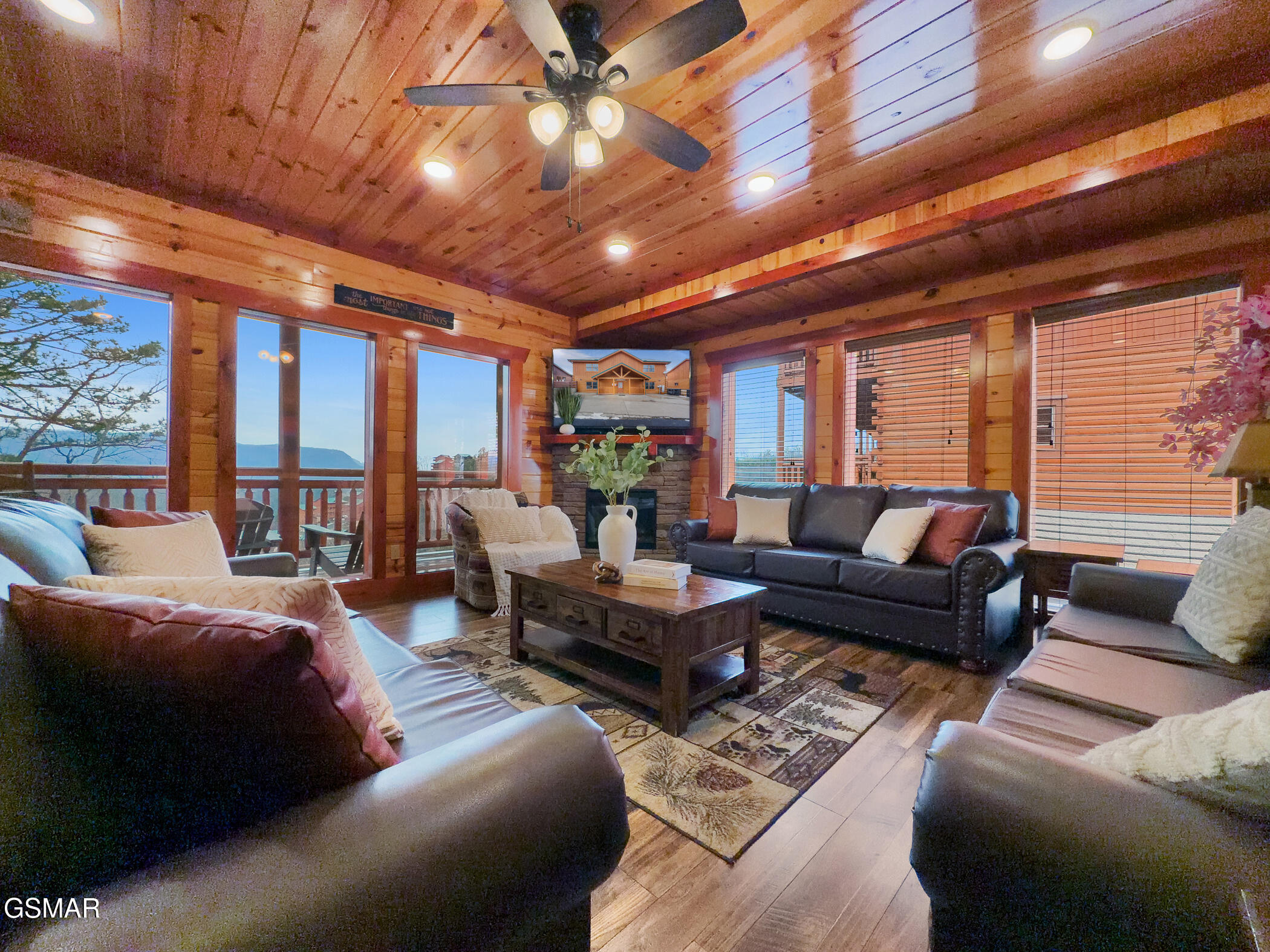 3704 Tilda Hilltop Way Sevierville TN 37862