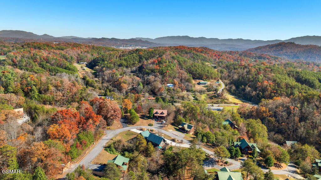 1347 Zachary Thomas Lane Sevierville TN 37876