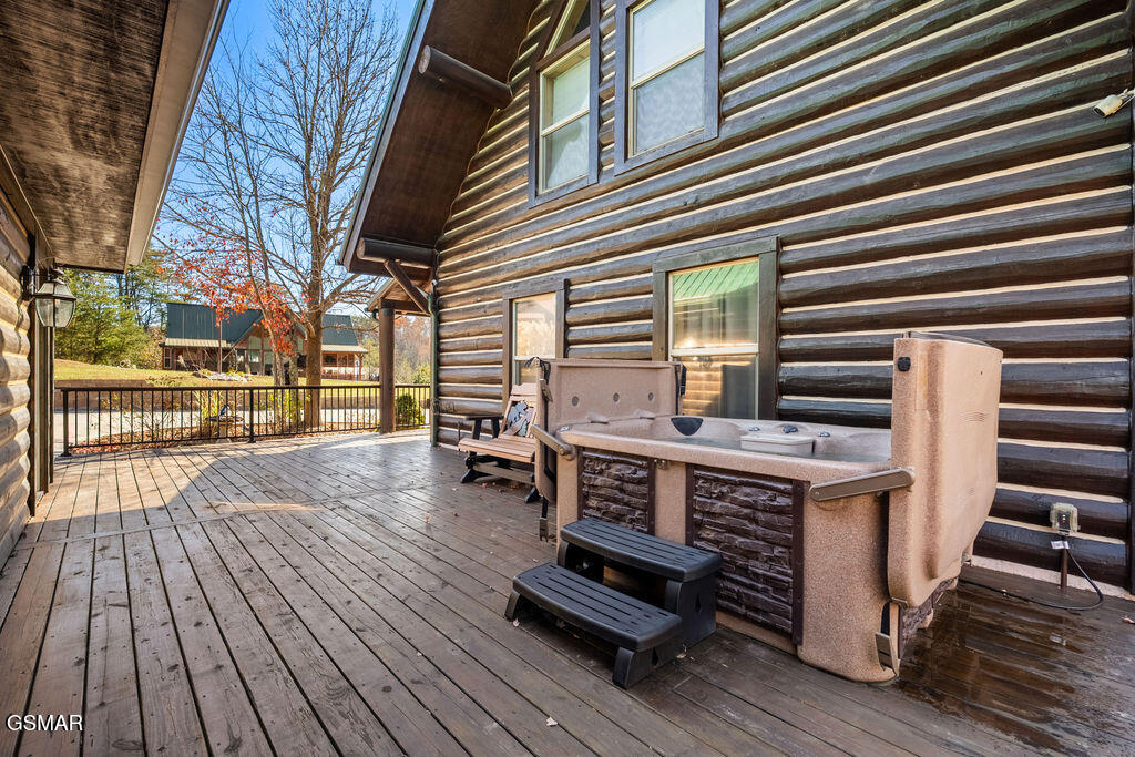 1347 Zachary Thomas Lane Sevierville TN 37876