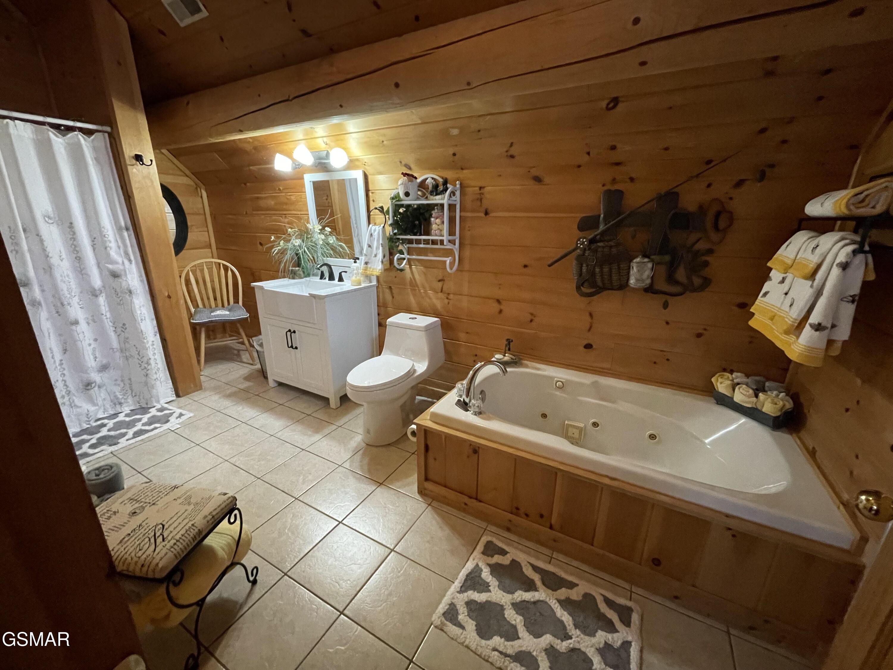 1347 Zachary Thomas Lane Sevierville TN 37876