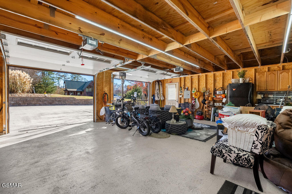 1347 Zachary Thomas Lane Sevierville TN 37876