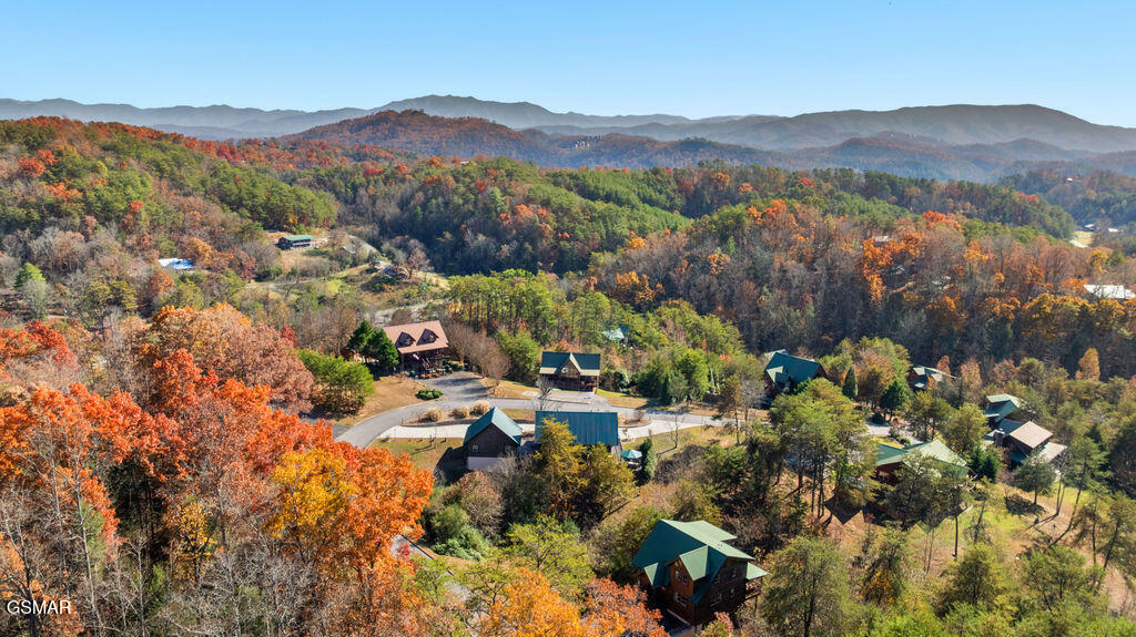 1347 Zachary Thomas Lane Sevierville TN 37876