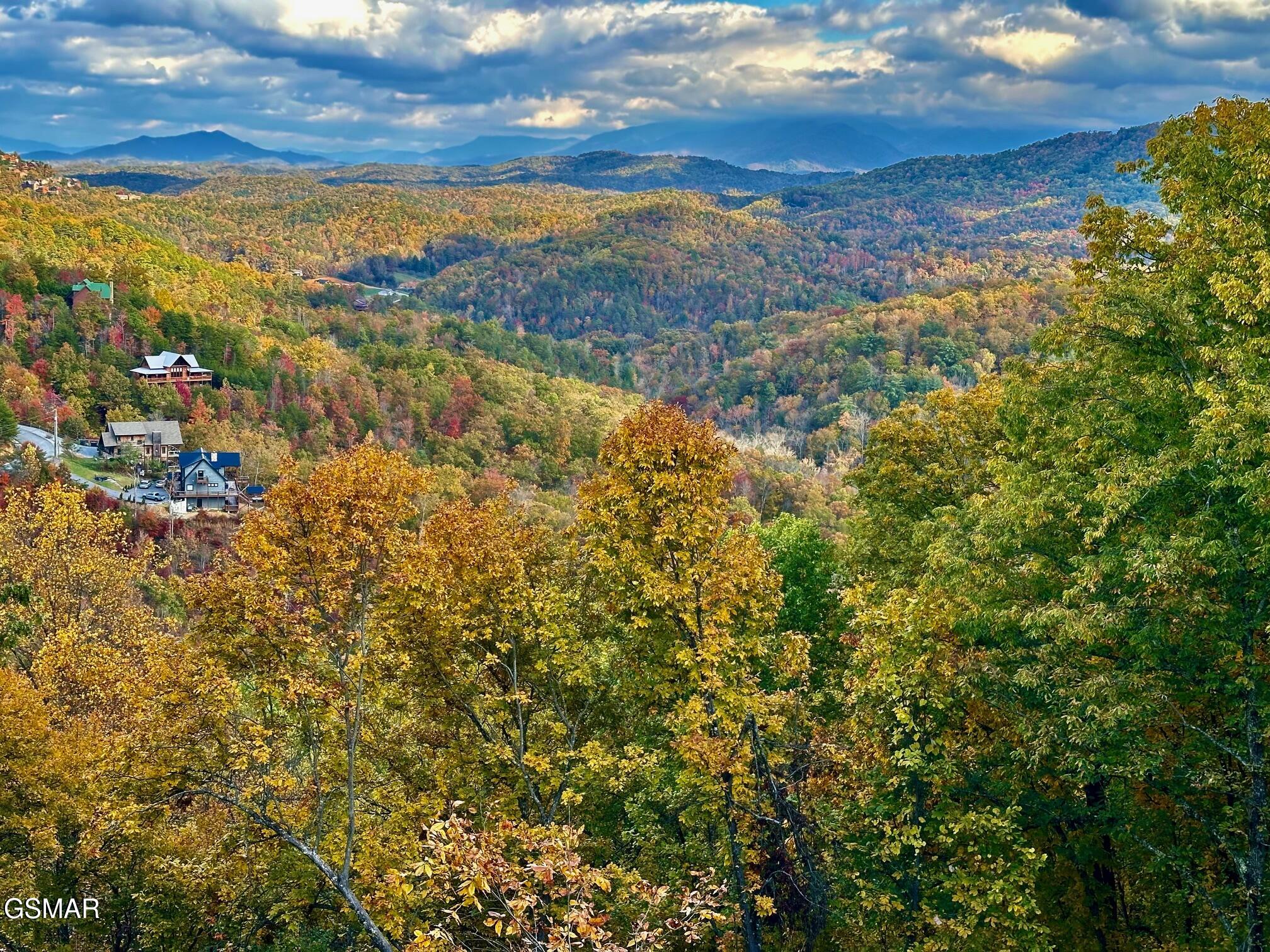 1821 Pinestand Ridge Way Pigeon Forge TN 37862