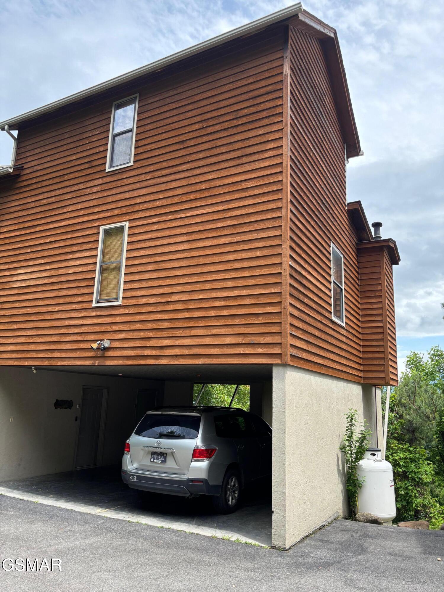 1226 Sky High Way Gatlinburg TN 37738