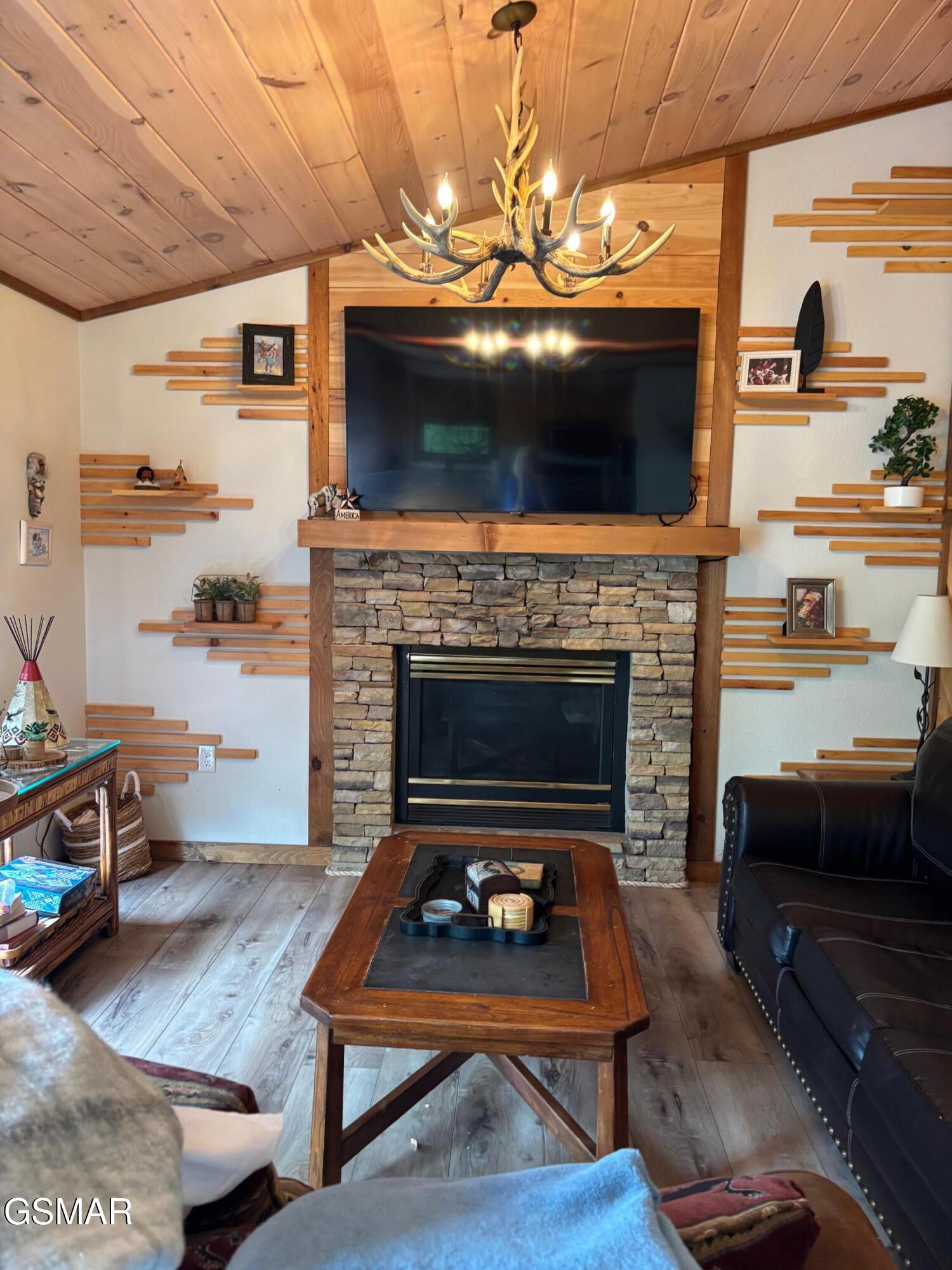 1226 Sky High Way Gatlinburg TN 37738