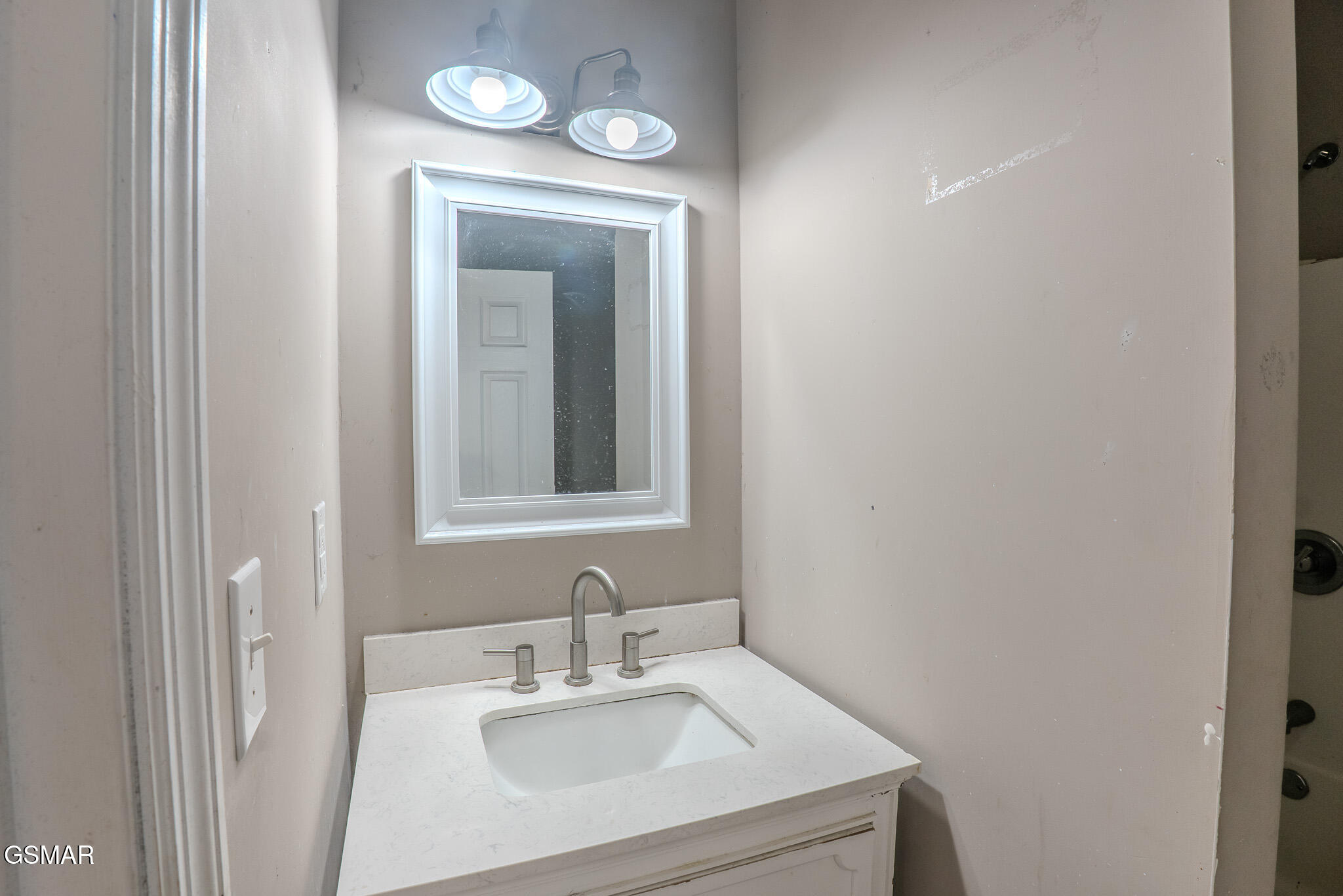 835 E Lincoln Road Alcoa TN 37701