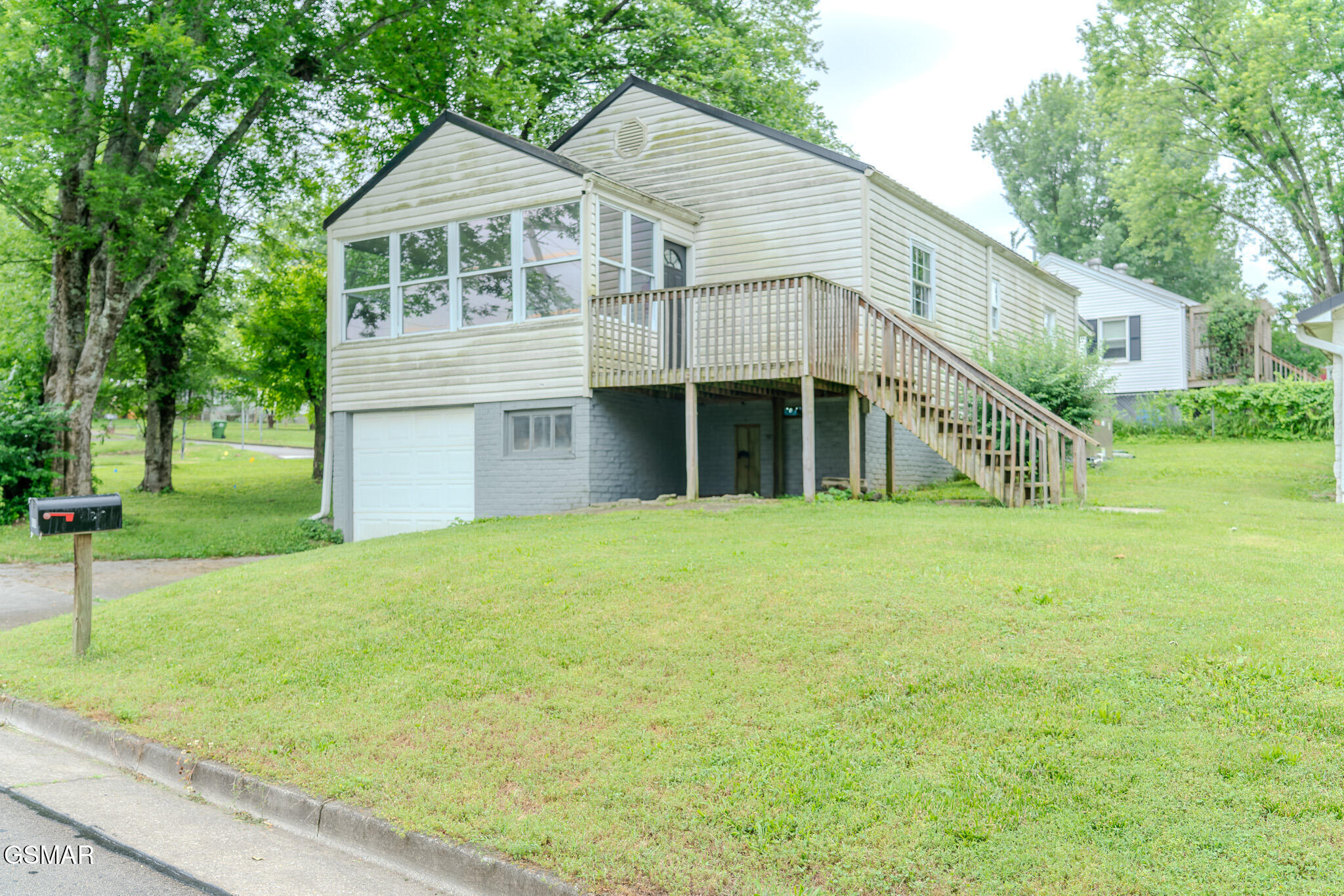 835 E Lincoln Road Alcoa TN 37701