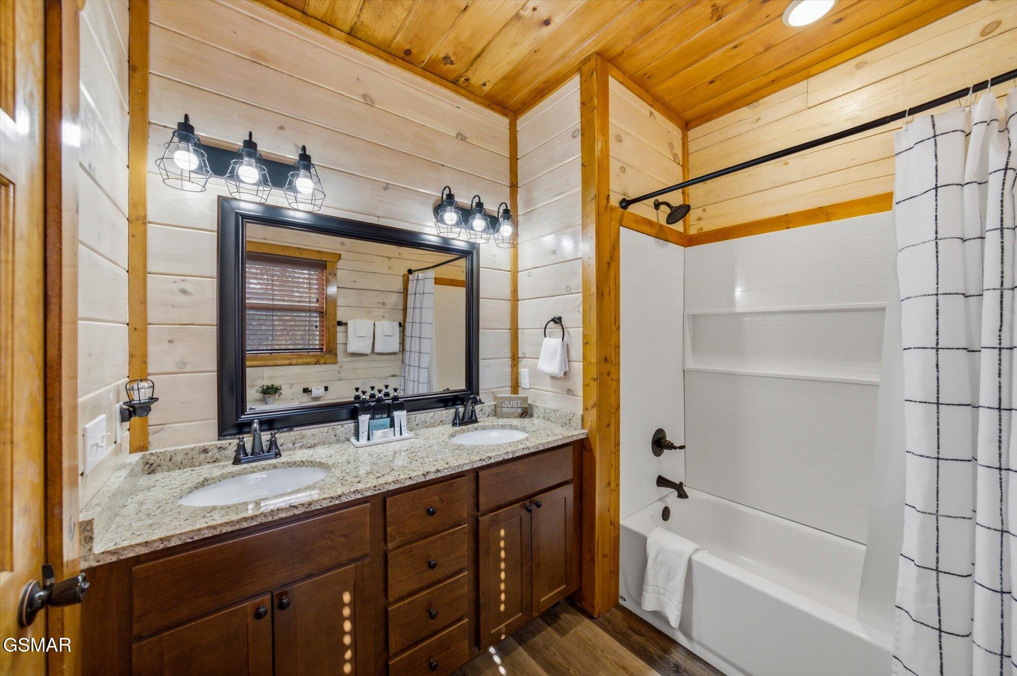 1636 Eagle Springs Road Sevierville TN 37876