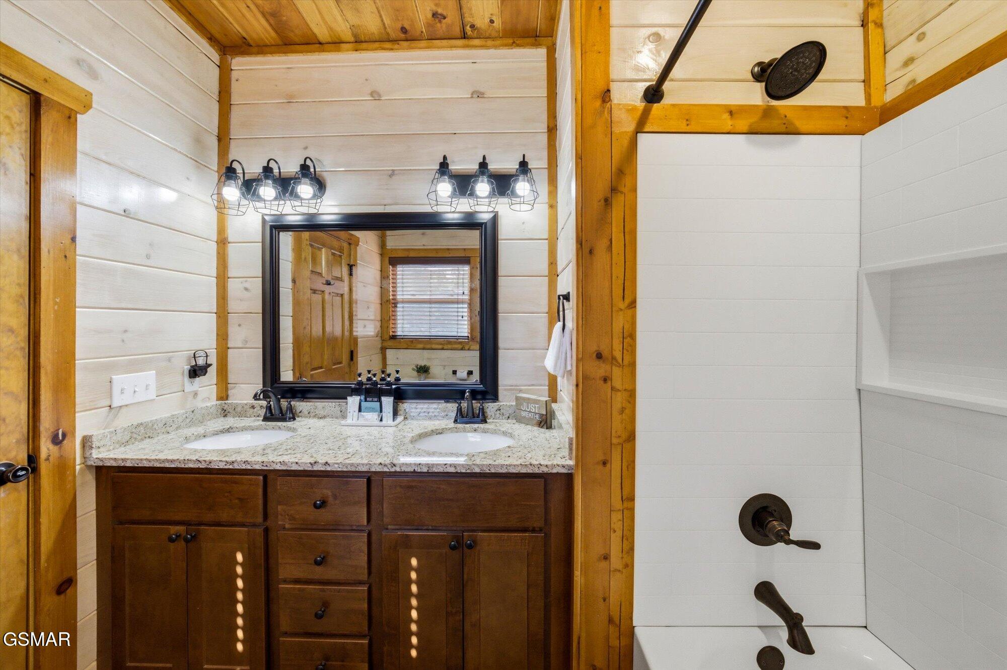 1636 Eagle Springs Road Sevierville TN 37876