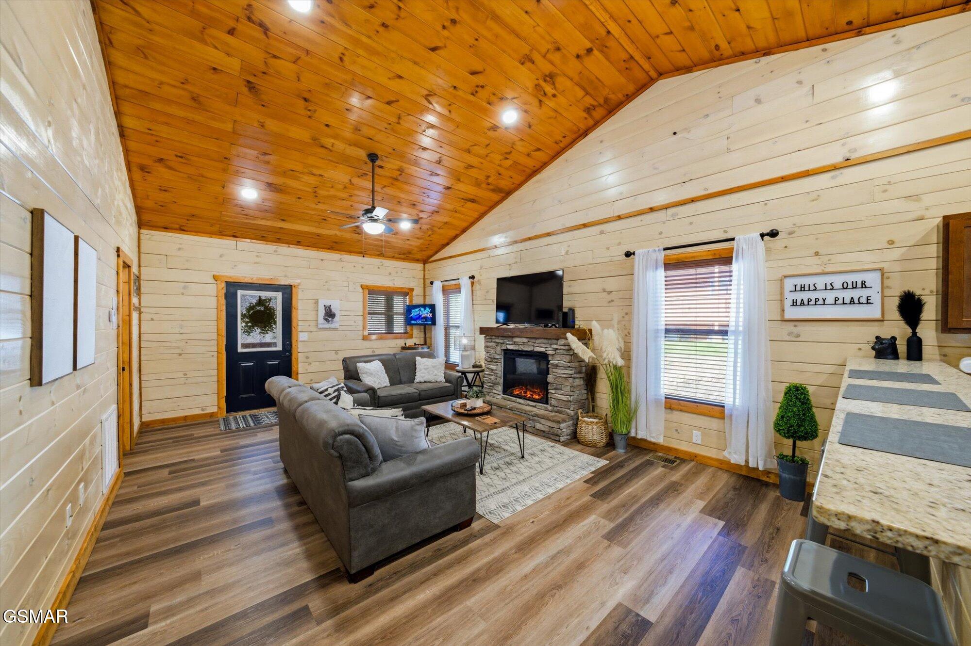 1636 Eagle Springs Road Sevierville TN 37876