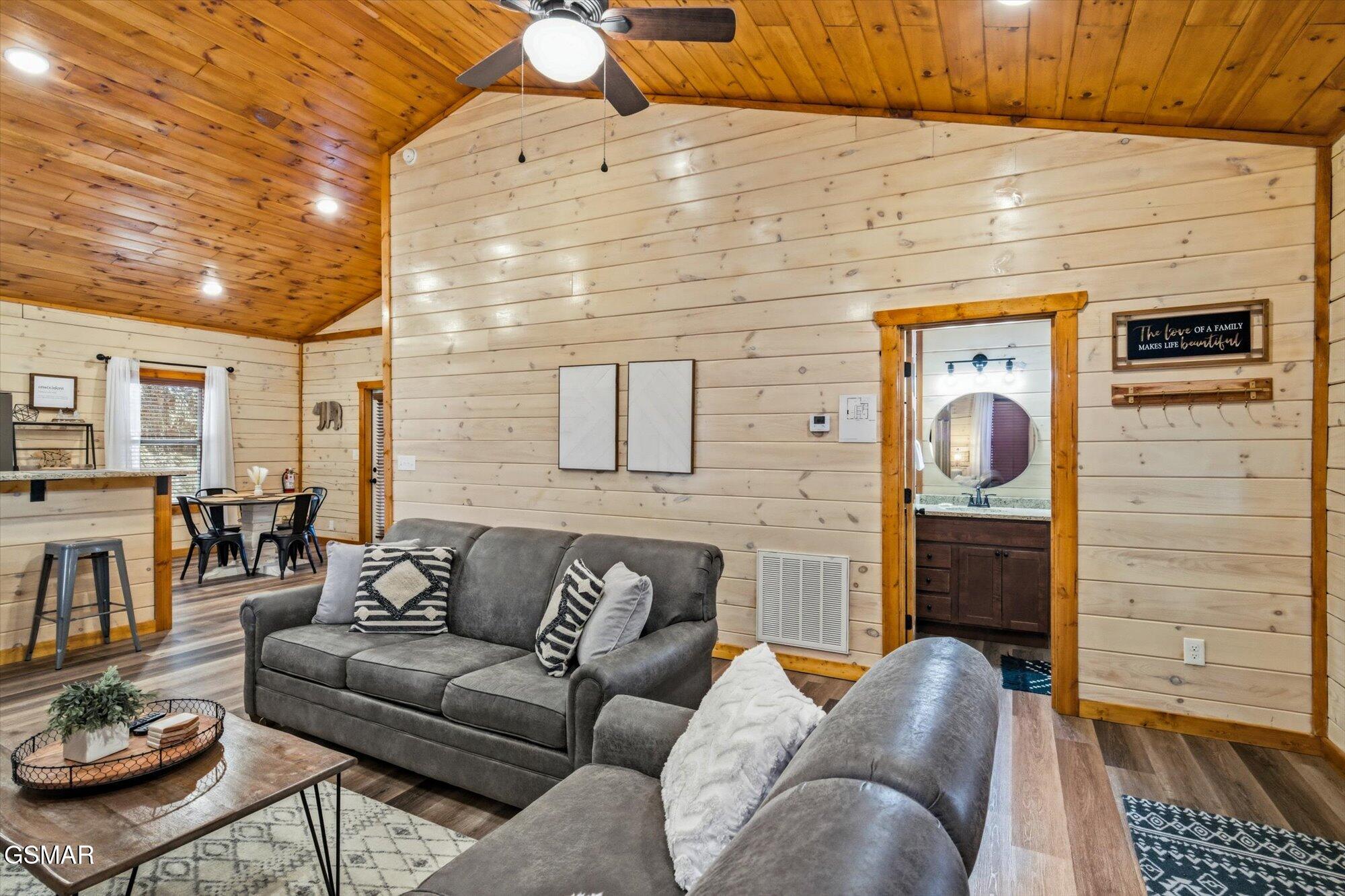 1636 Eagle Springs Road Sevierville TN 37876