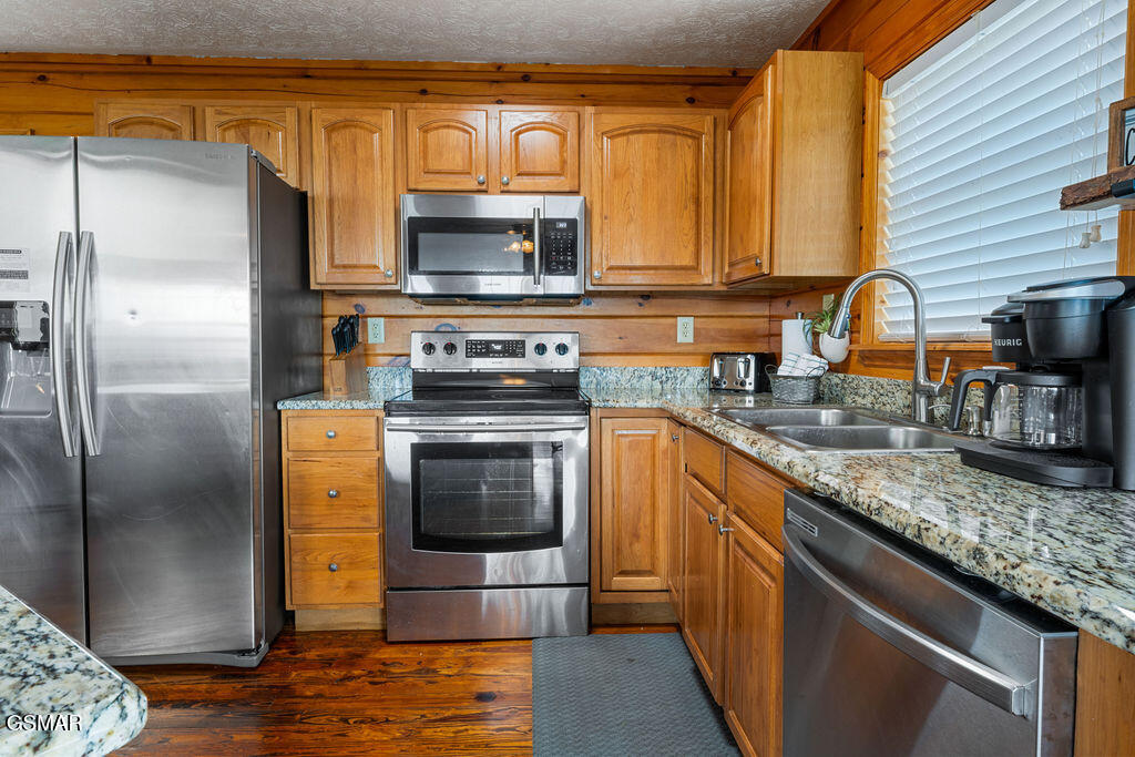 1582 Bears Den Way Sevierville TN 37862