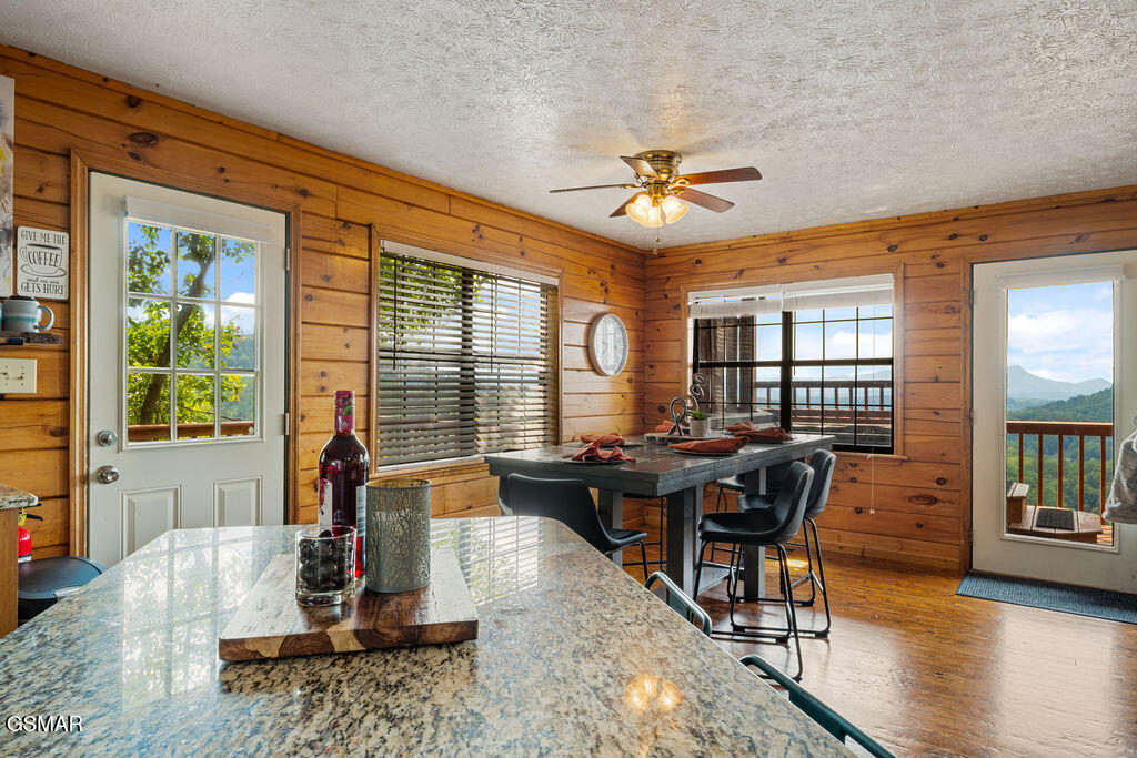 1582 Bears Den Way Sevierville TN 37862