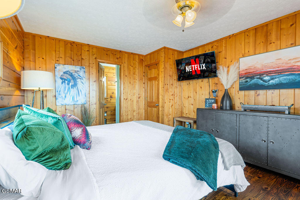 1582 Bears Den Way Sevierville TN 37862