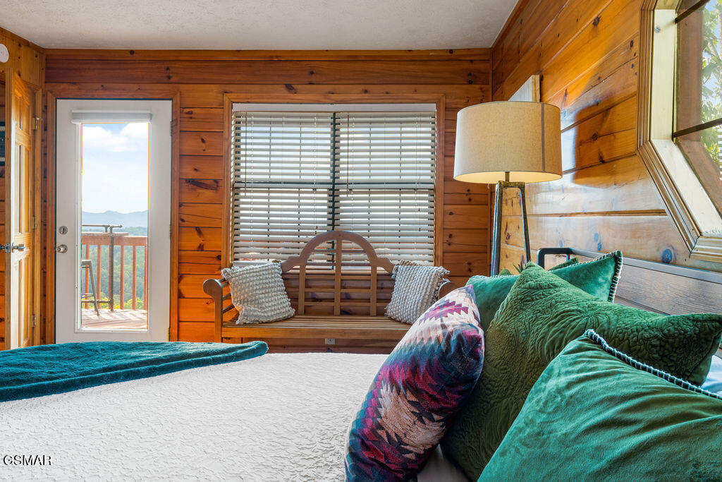 1582 Bears Den Way Sevierville TN 37862