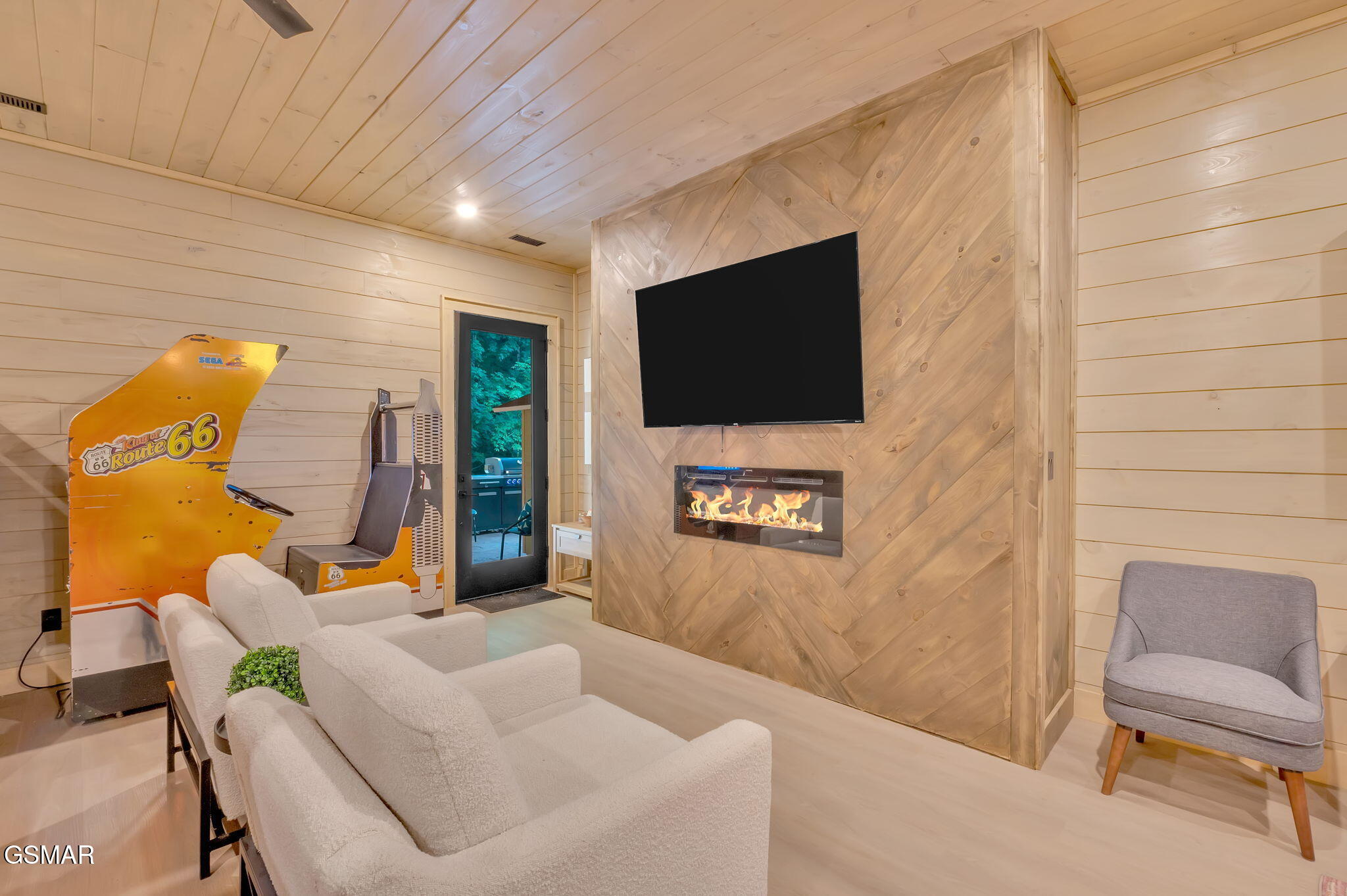 3219 Old Mountain Road Sevierville TN 37876