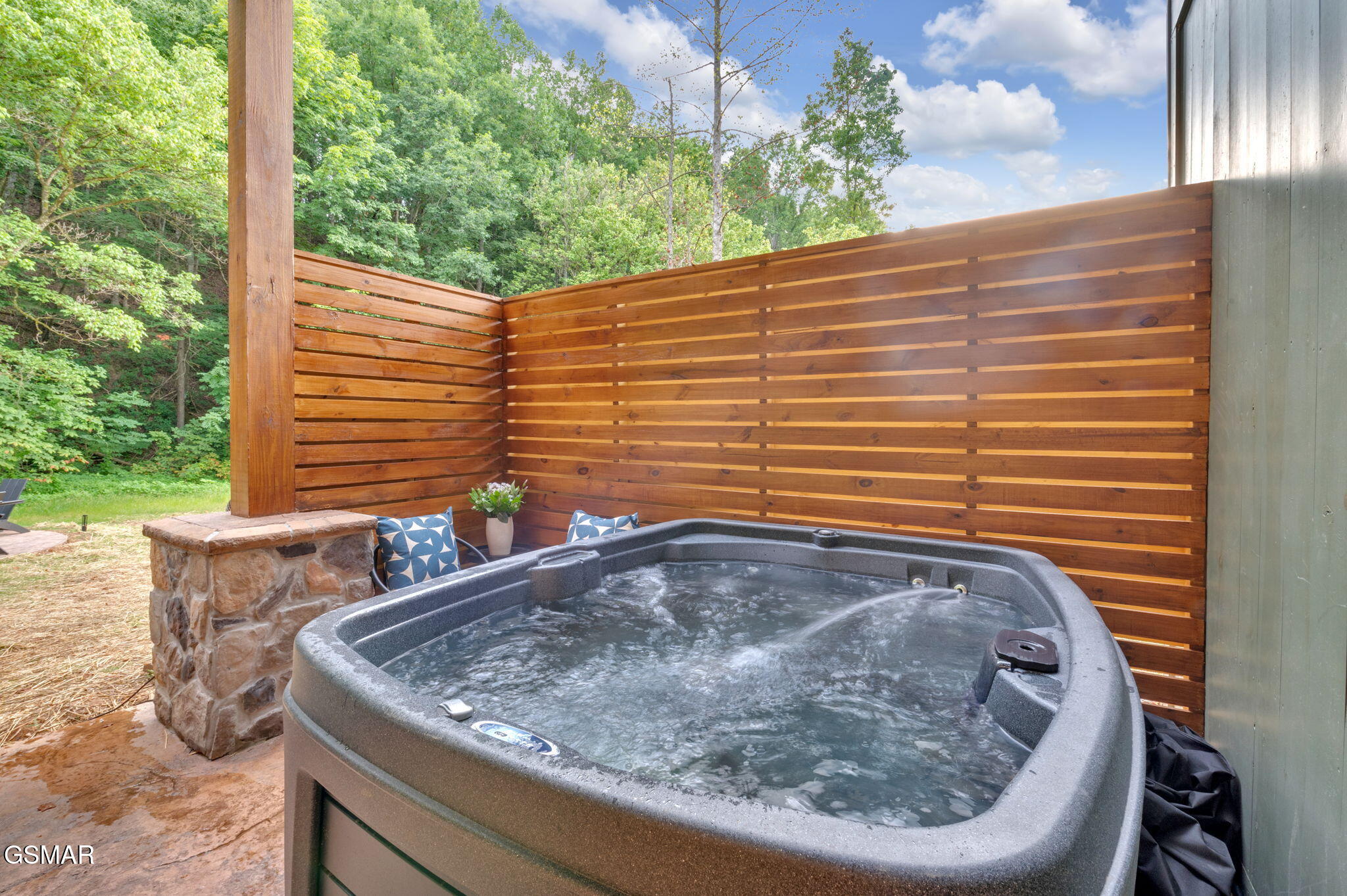 3219 Old Mountain Road Sevierville TN 37876