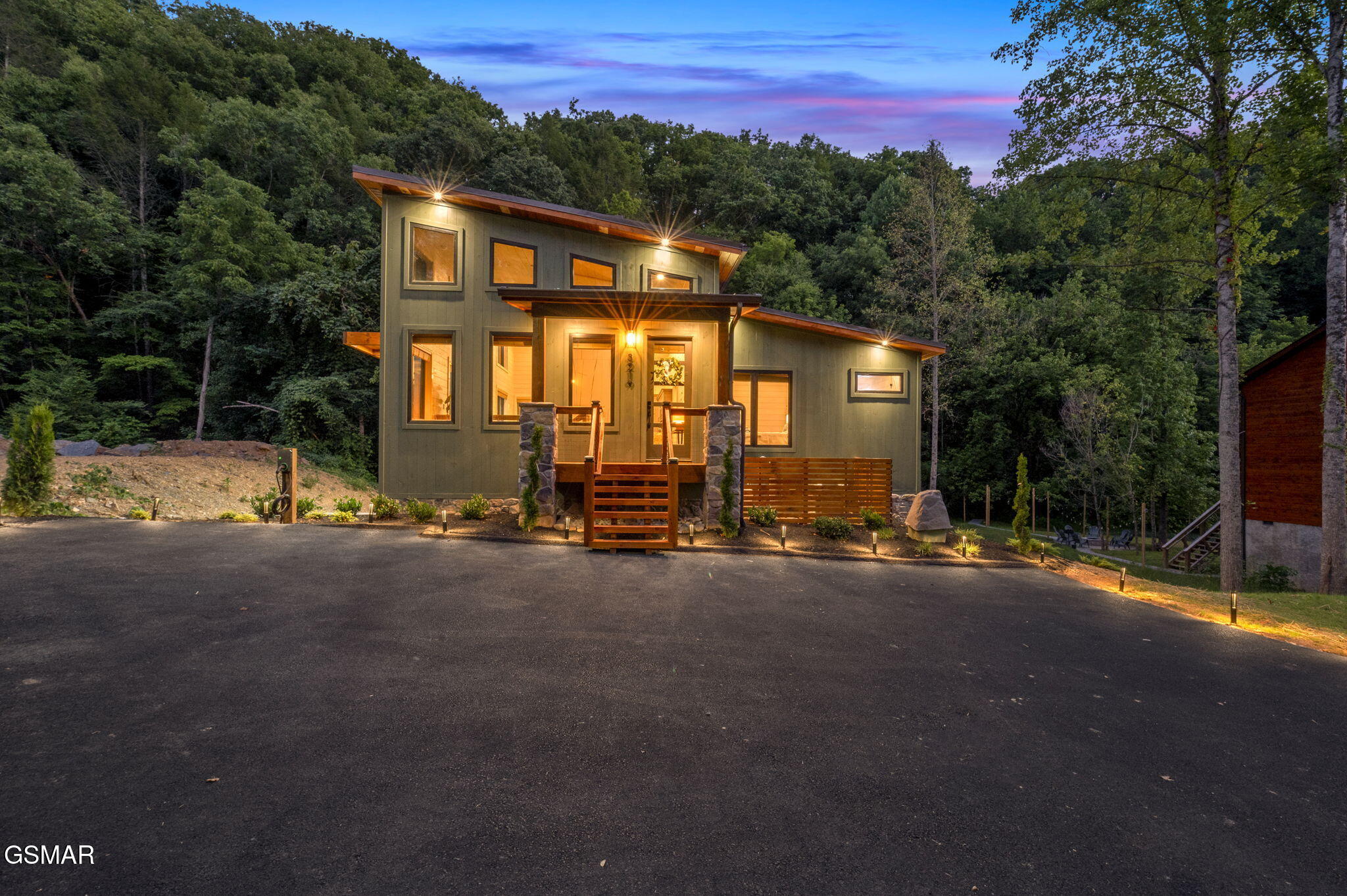 3219 Old Mountain Road Sevierville TN 37876