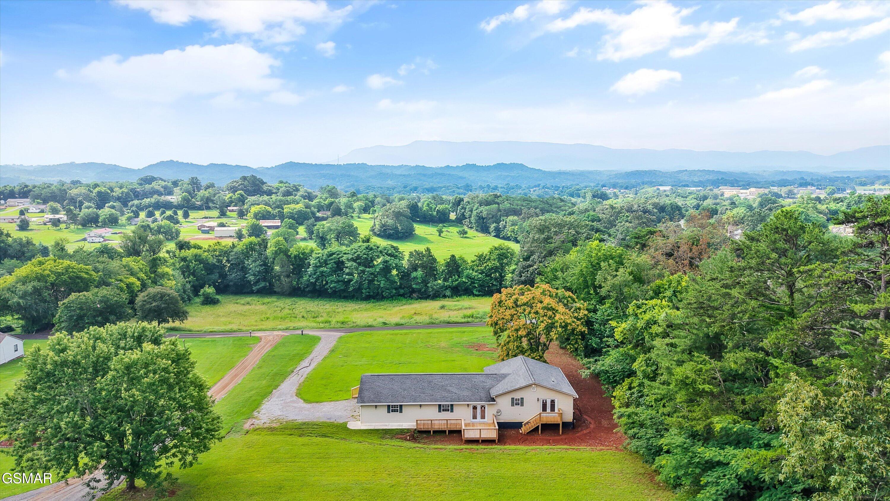 632 Mountain View Drive Seymour TN 37865