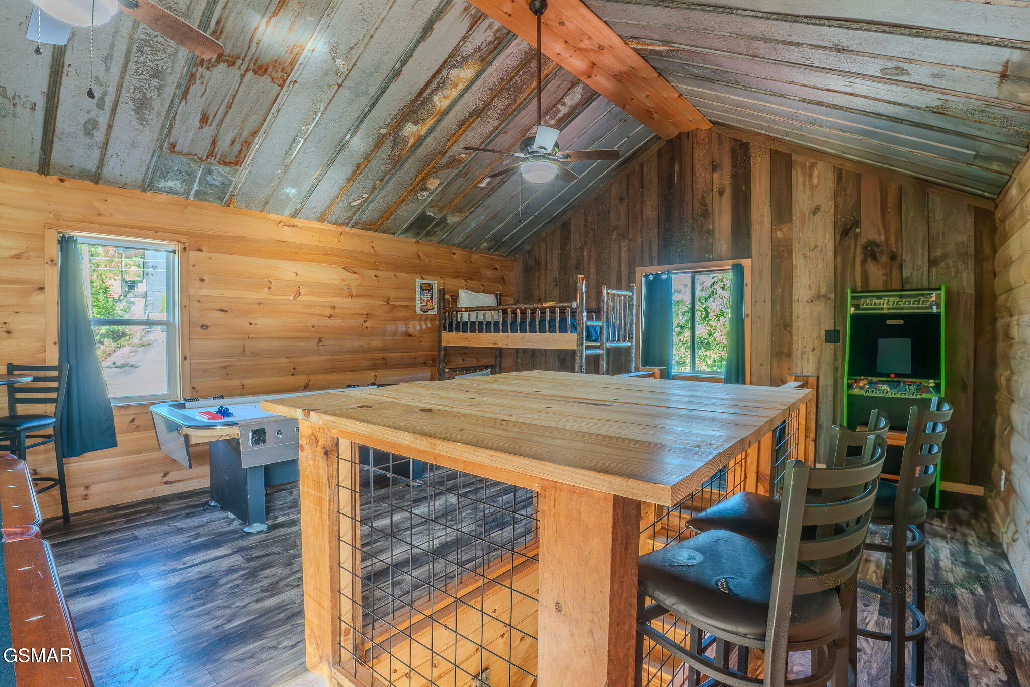 567 Edgewood Drive Gatlinburg TN 37738