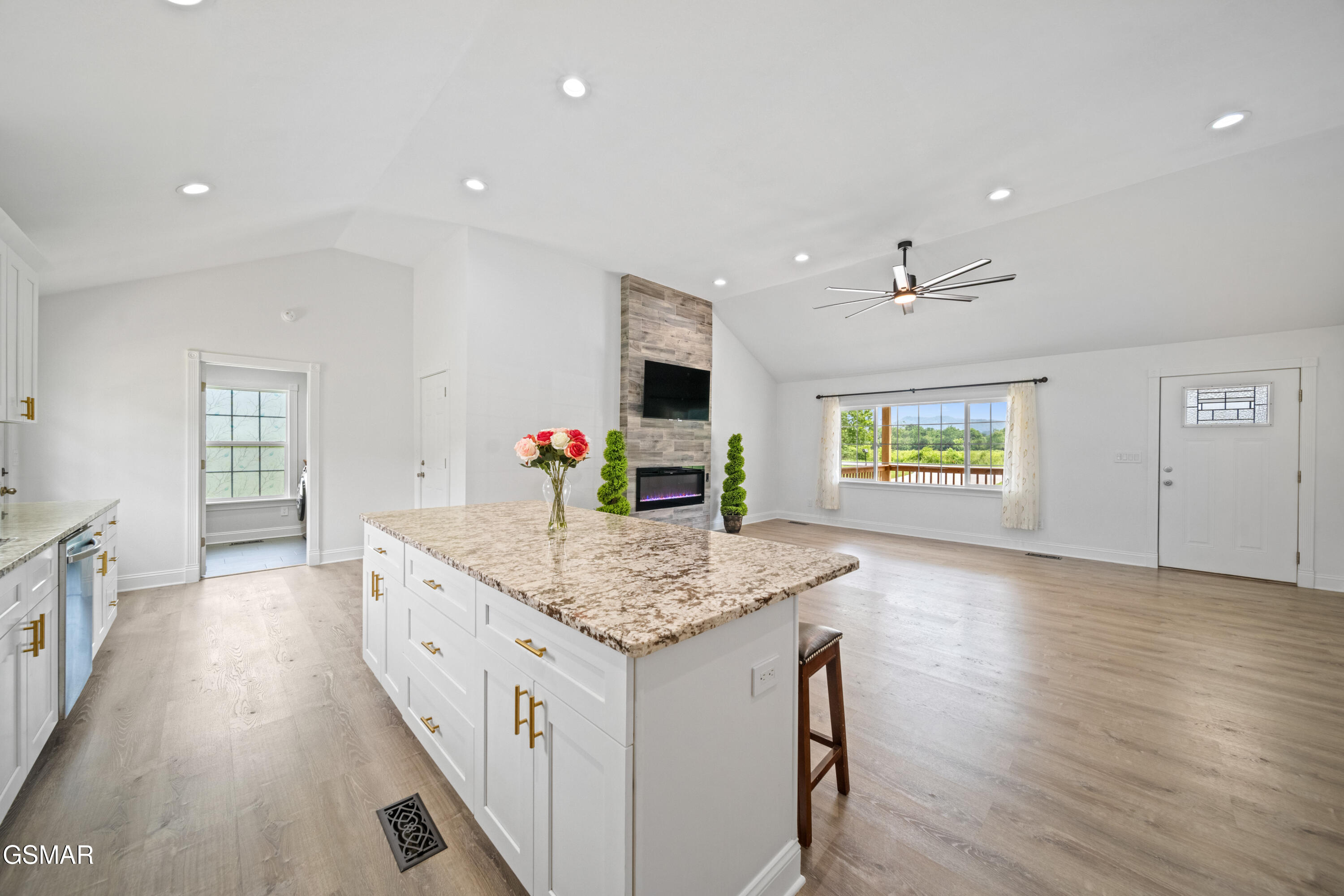 412 Apple Valley Road Sevierville TN 37862